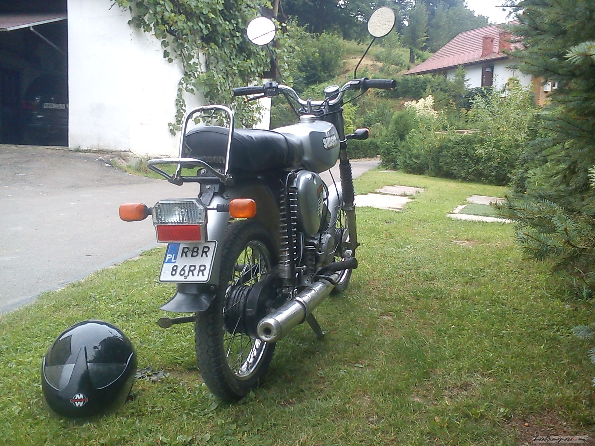 Photo 2437373