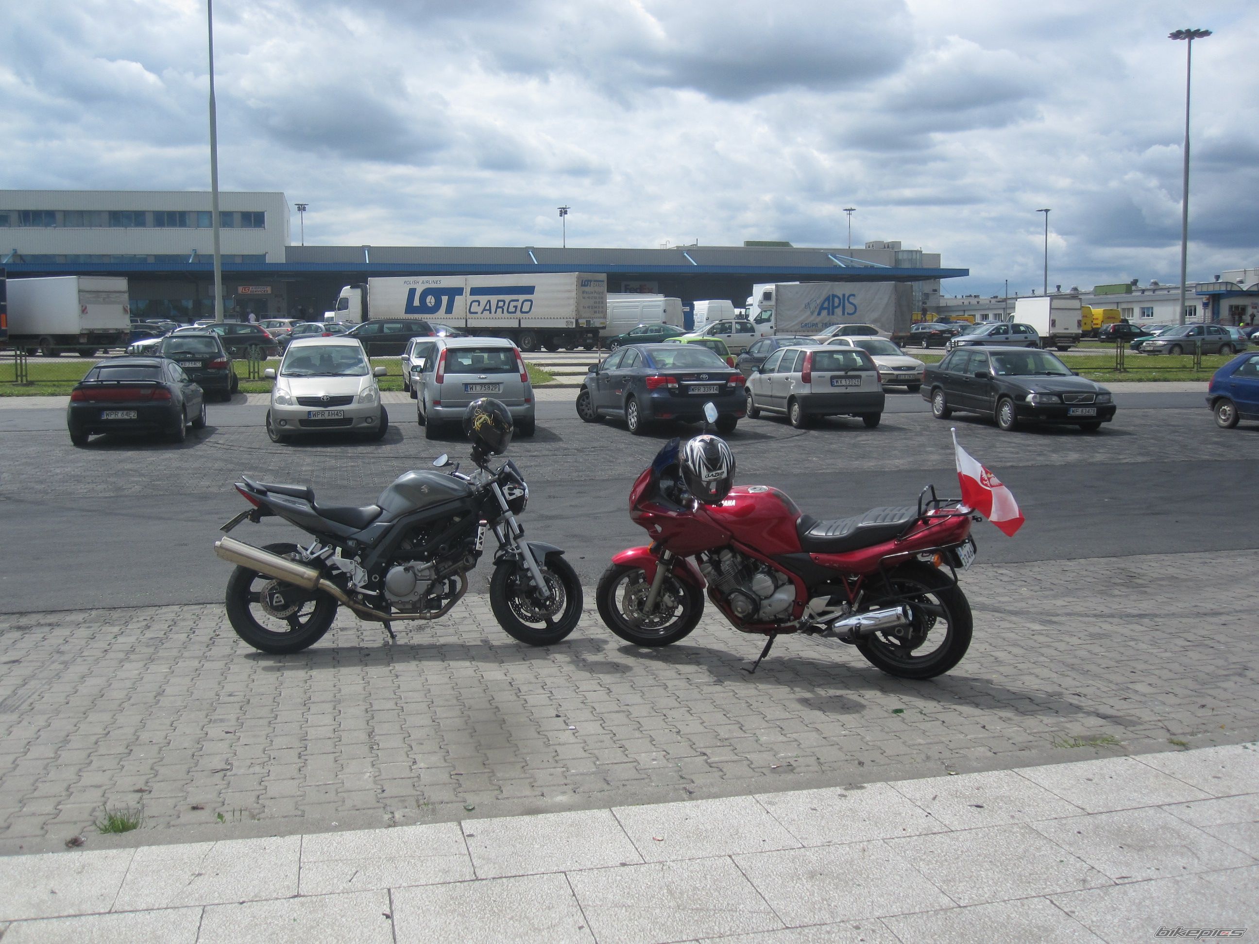 Photo 2437377