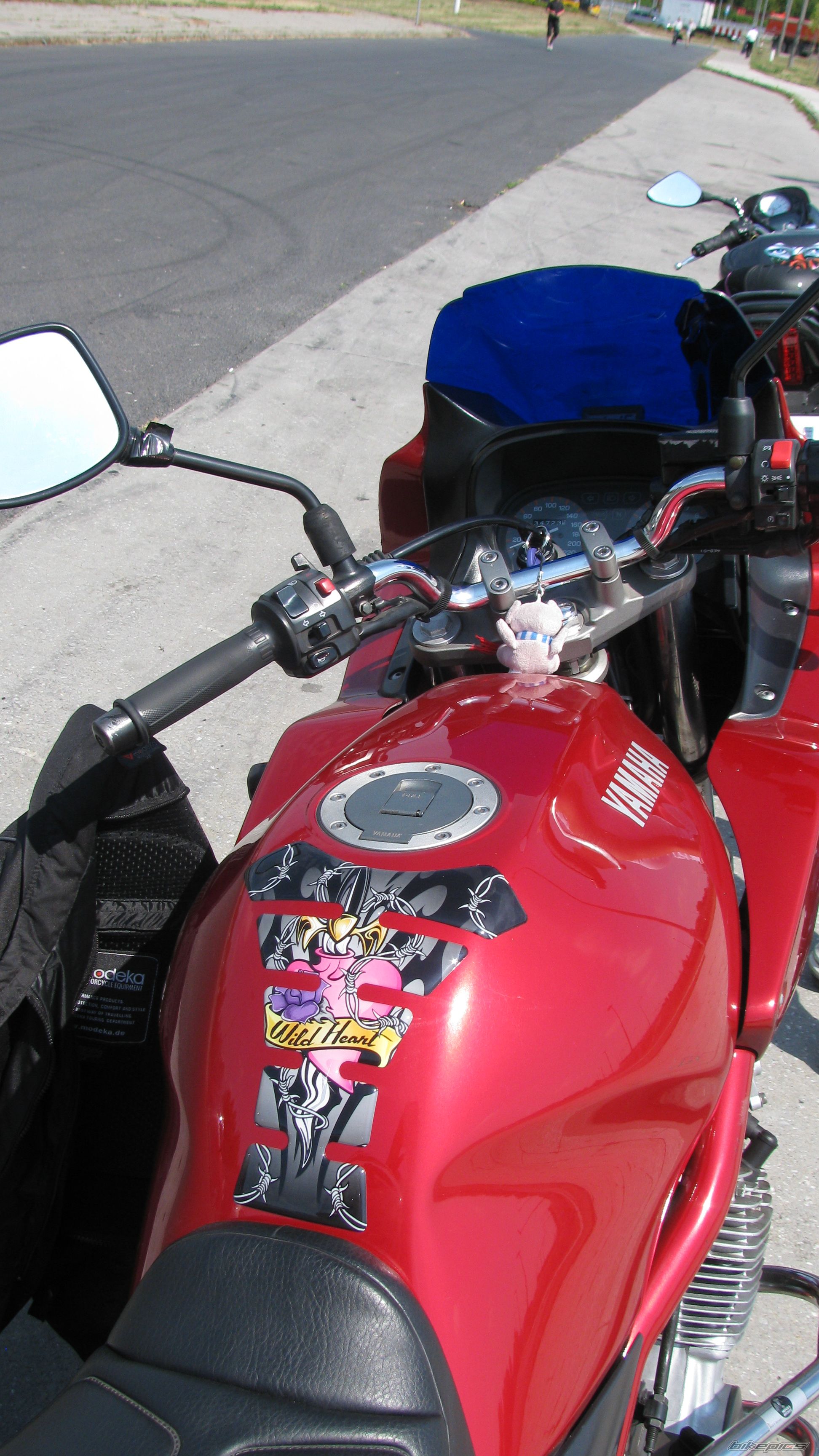 Photo 2437380