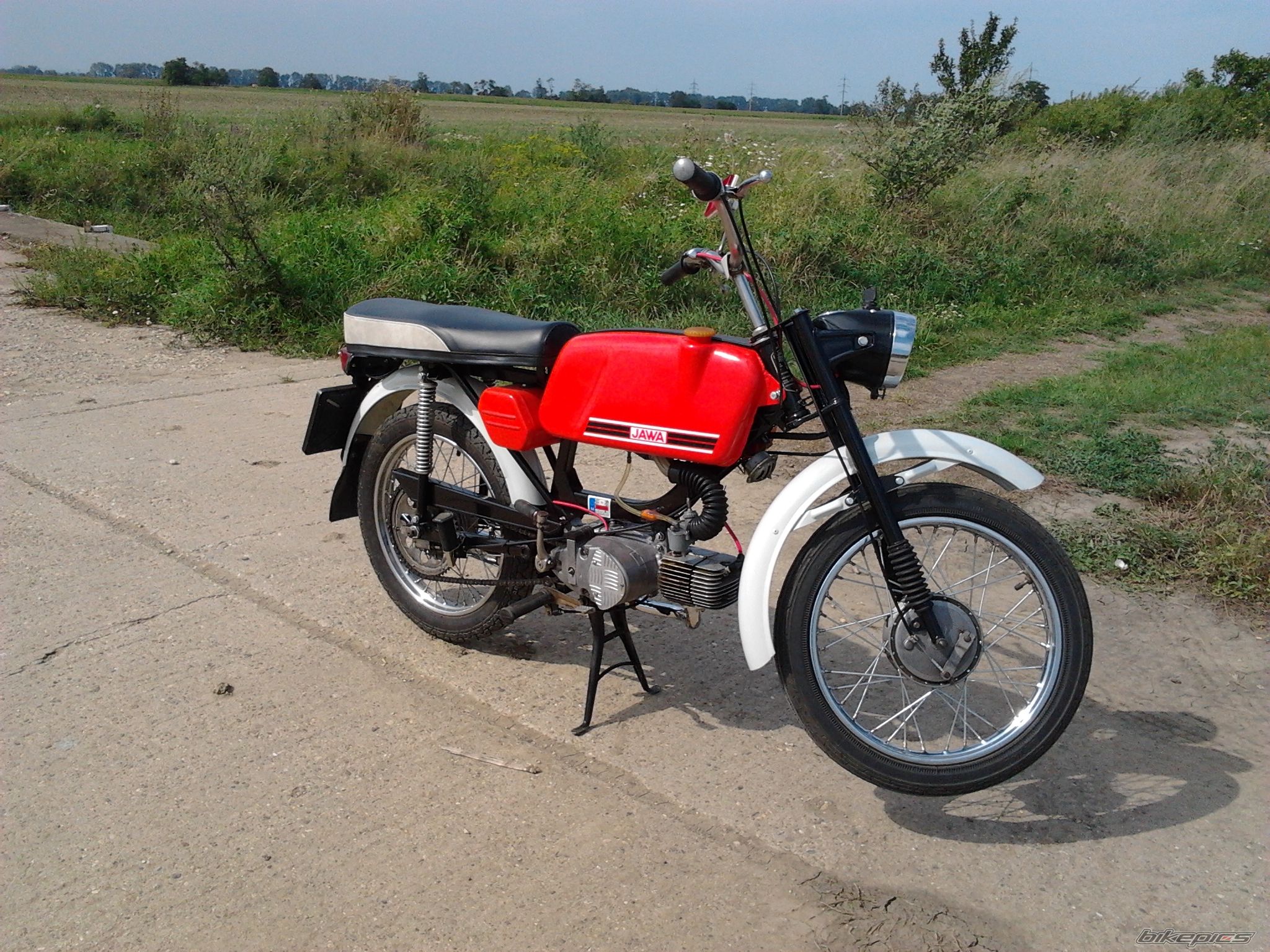 Photo 2437404