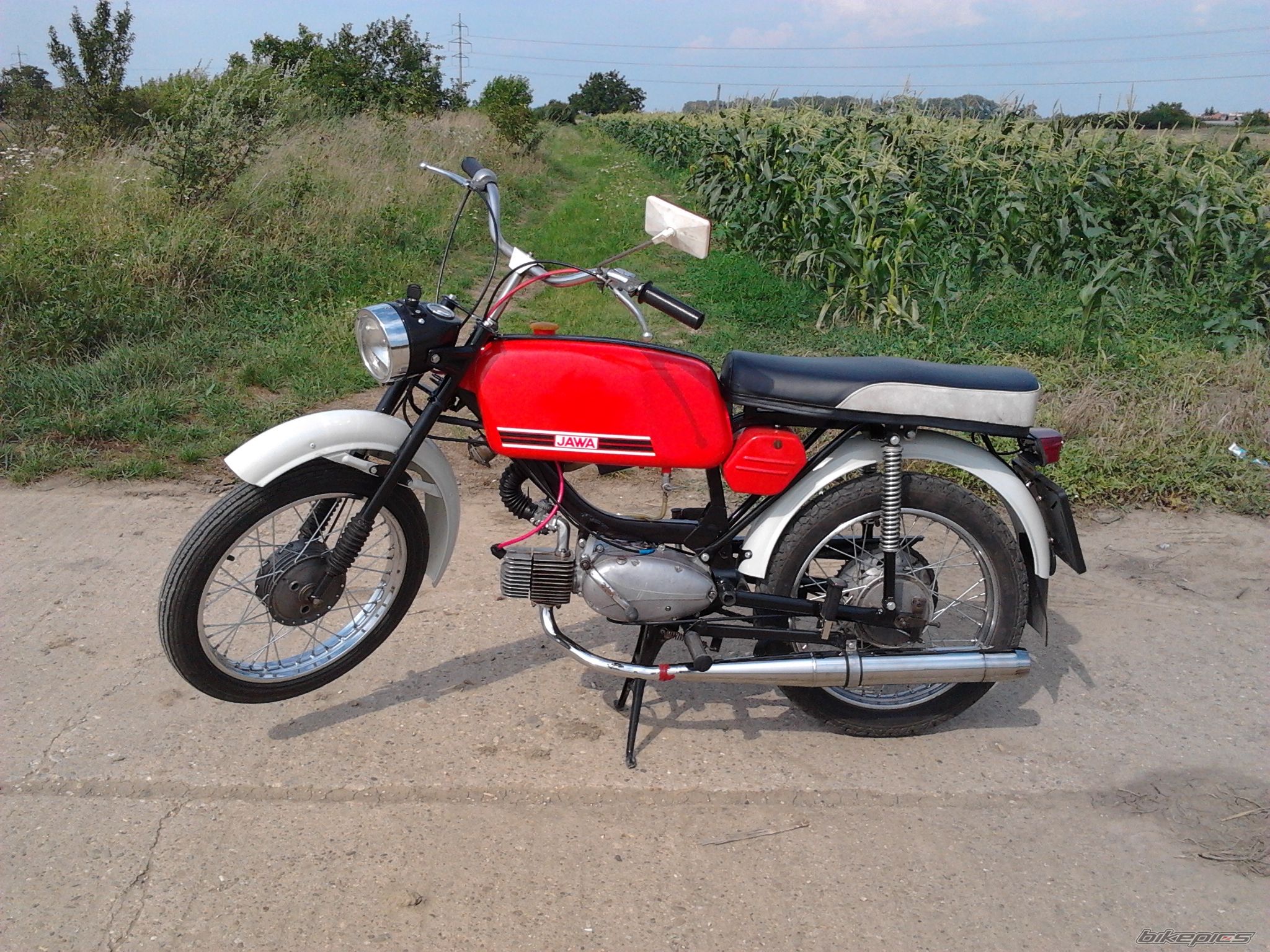 Photo 2437405