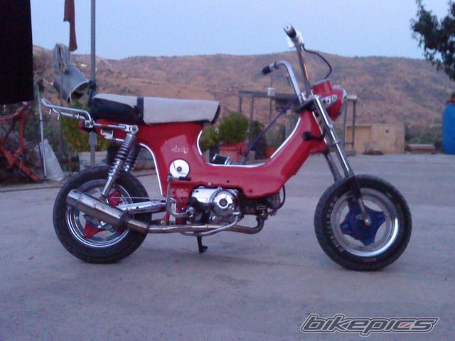 Photo 2437430