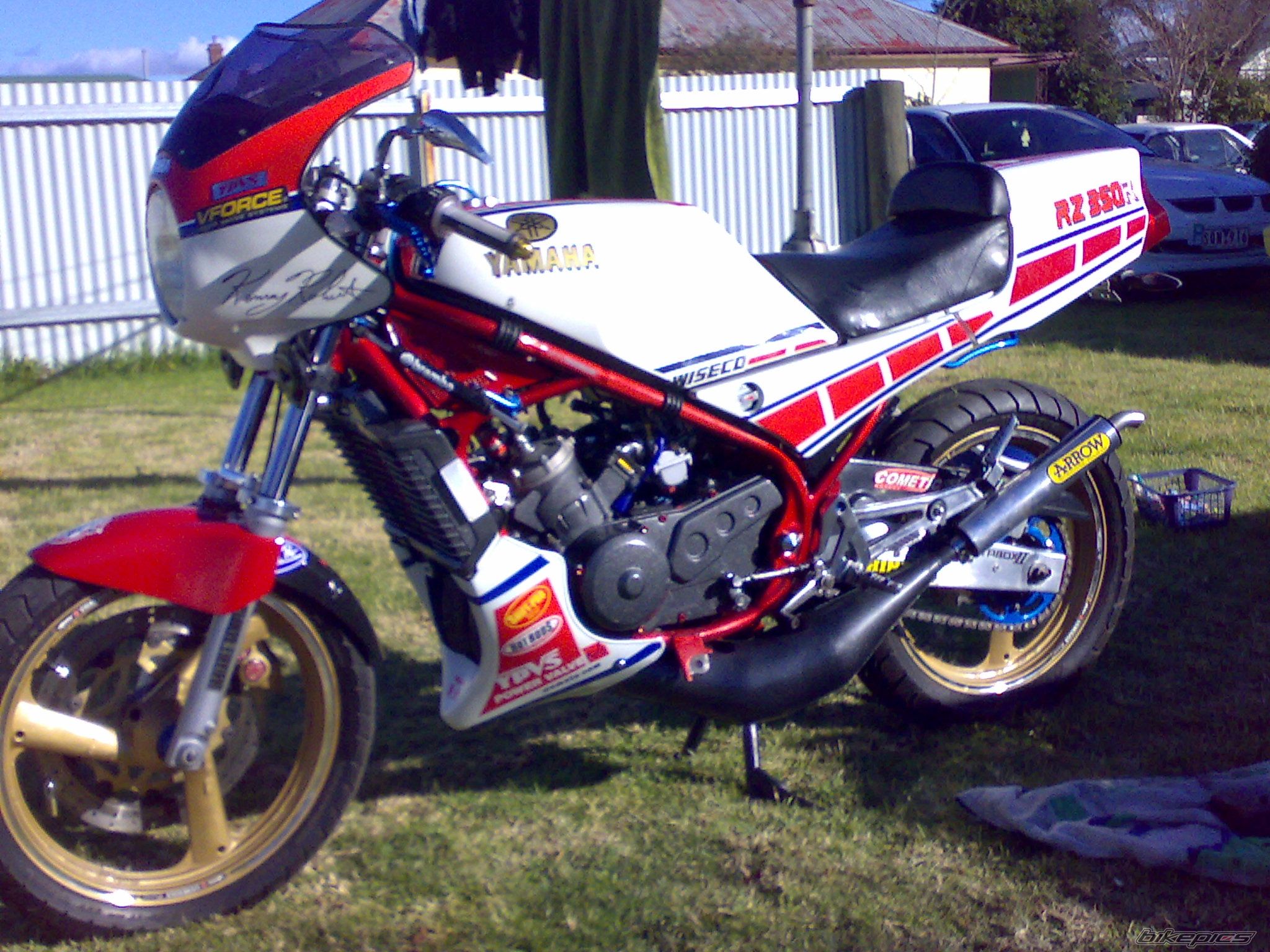 Photo 2437492