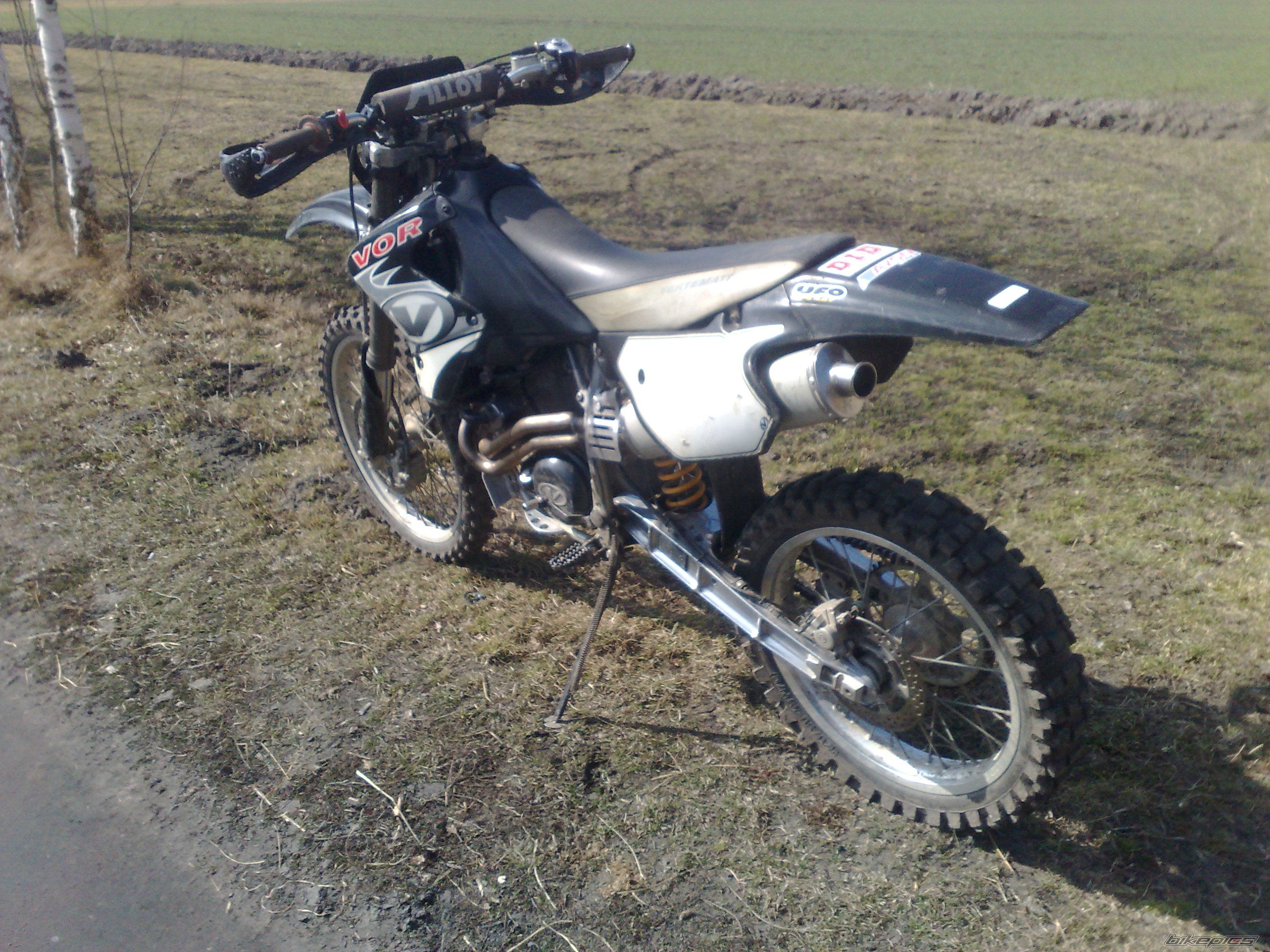 Photo 2437519