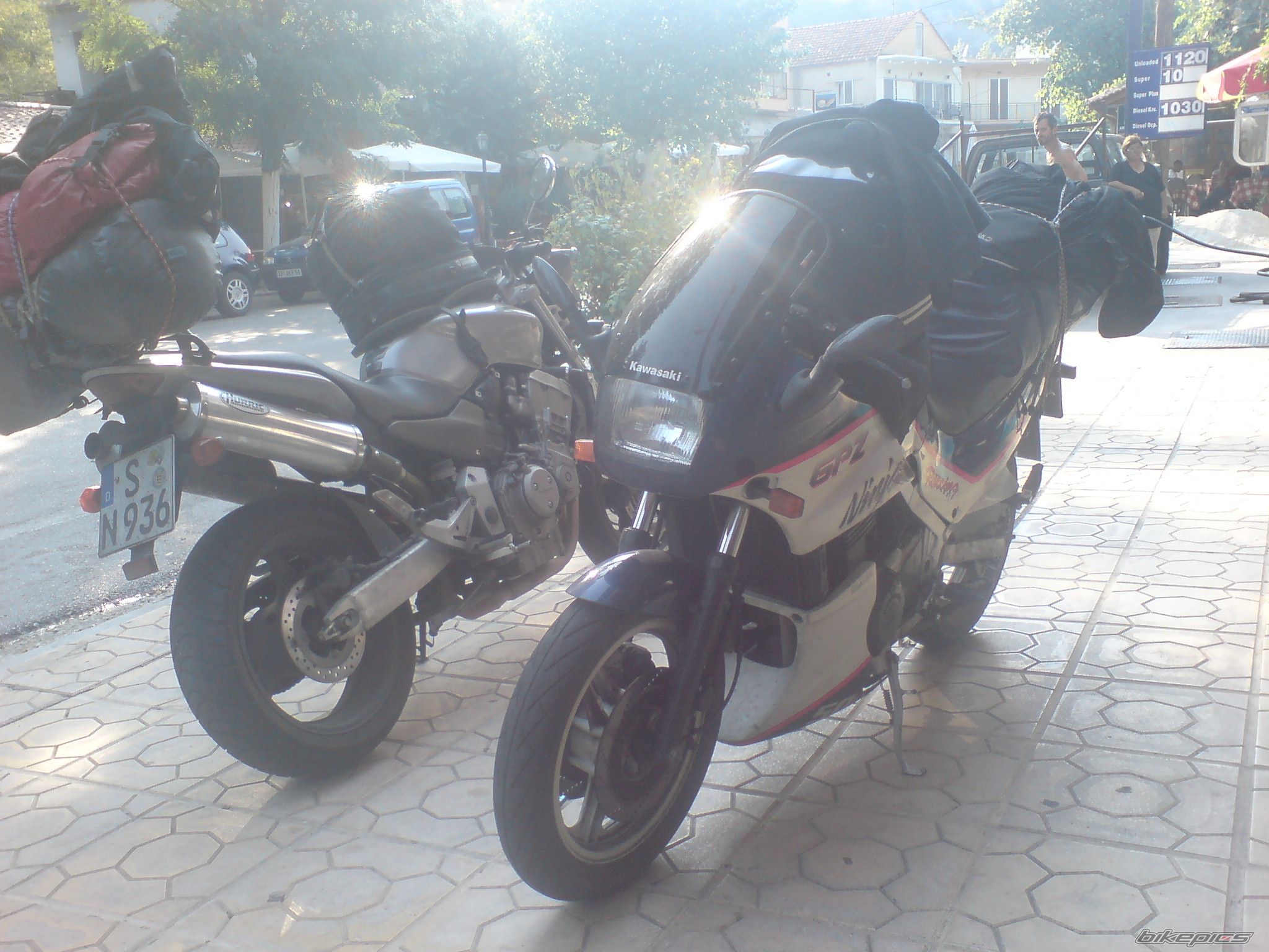 Photo 2437675