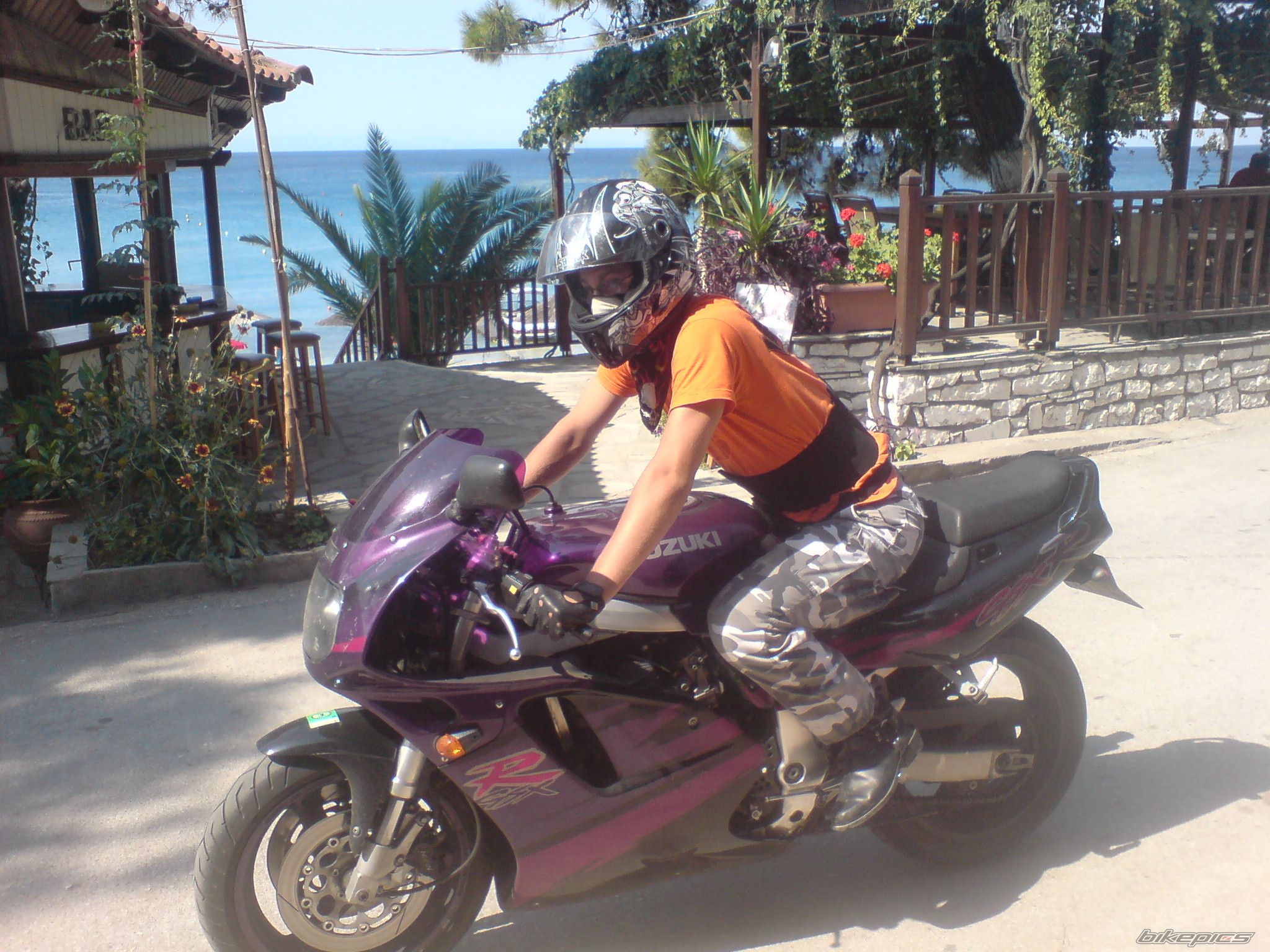 Photo 2437696