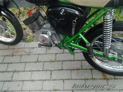 Photo 2437730