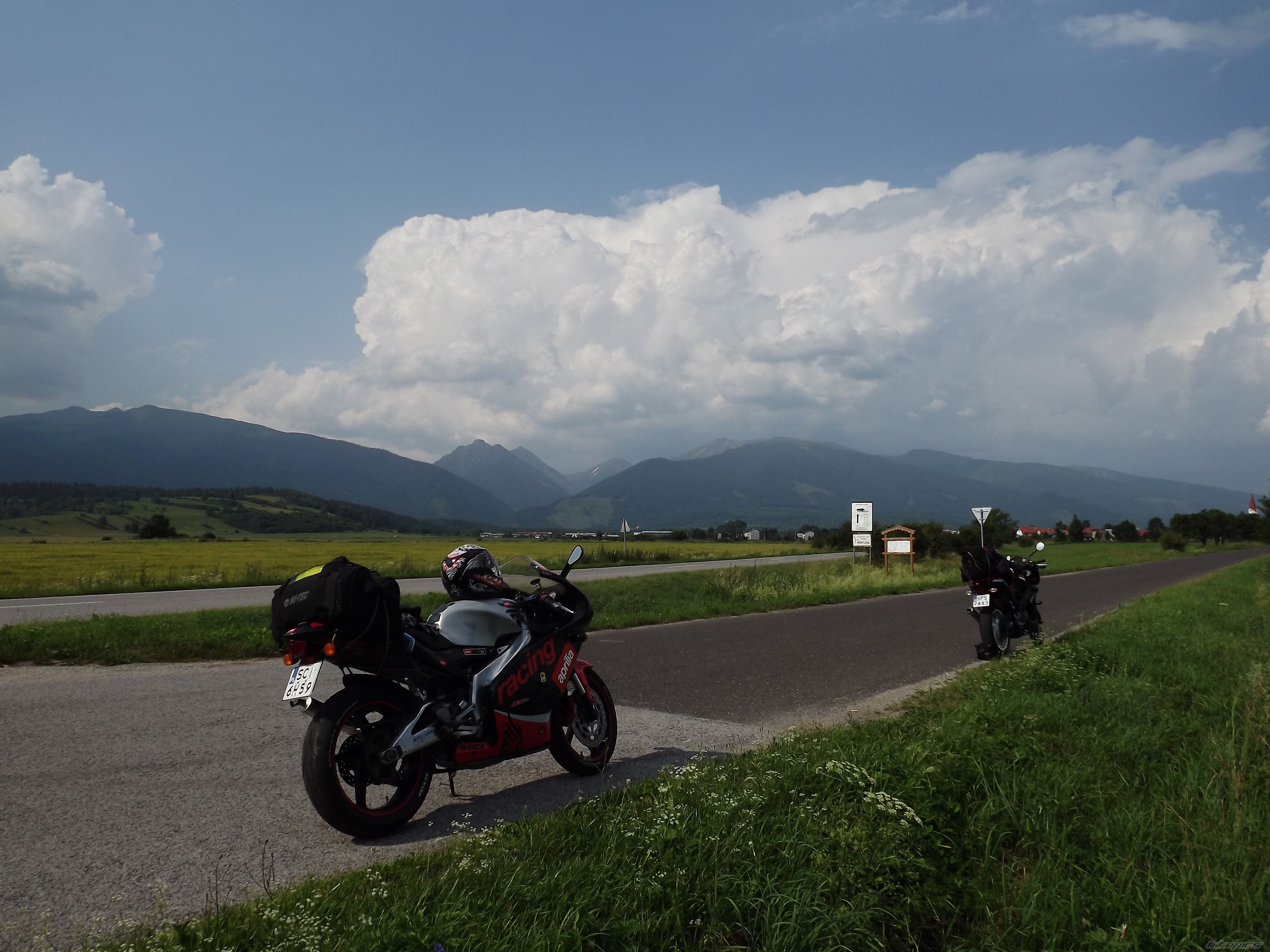 Photo 2437758