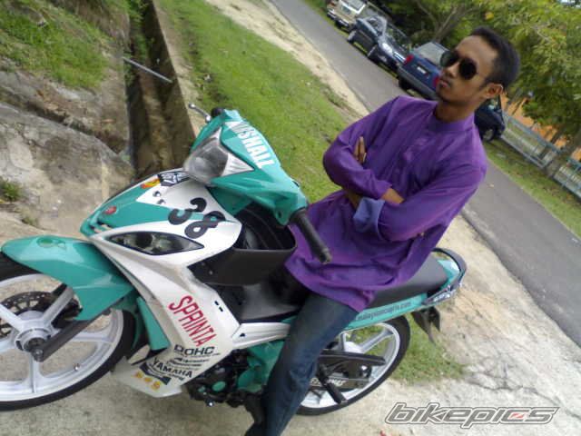 Photo 2437793