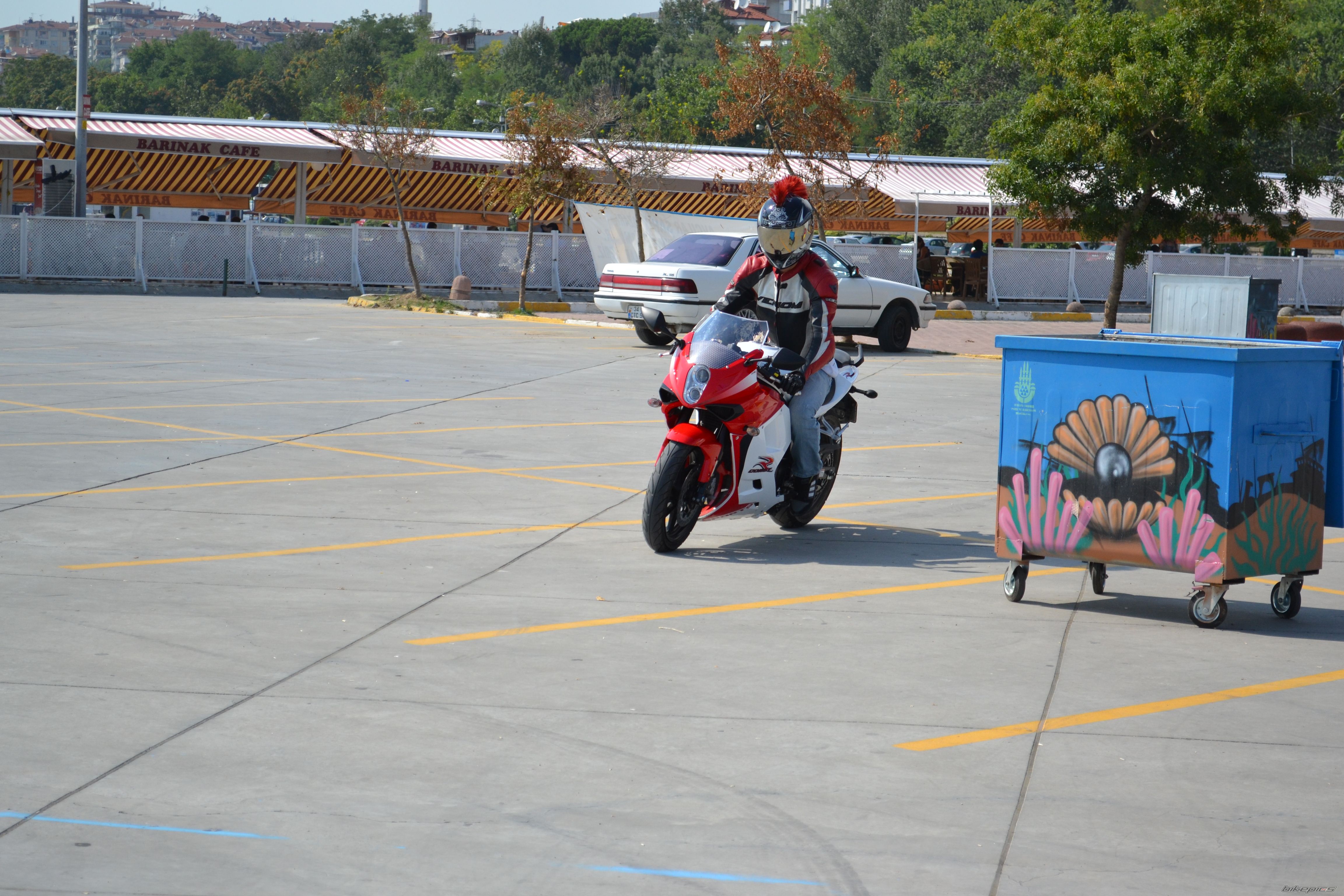 Photo 2437797