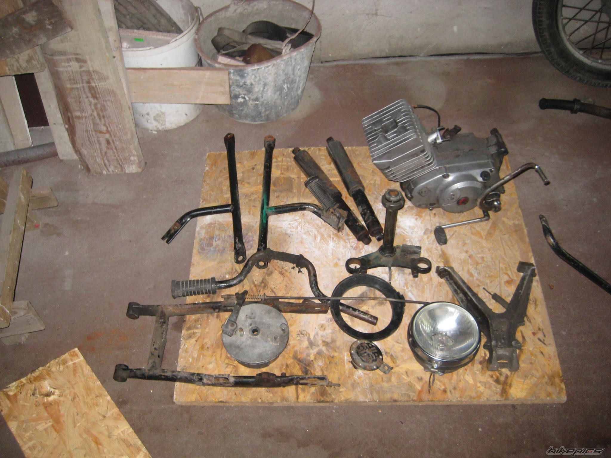 Photo 2437909