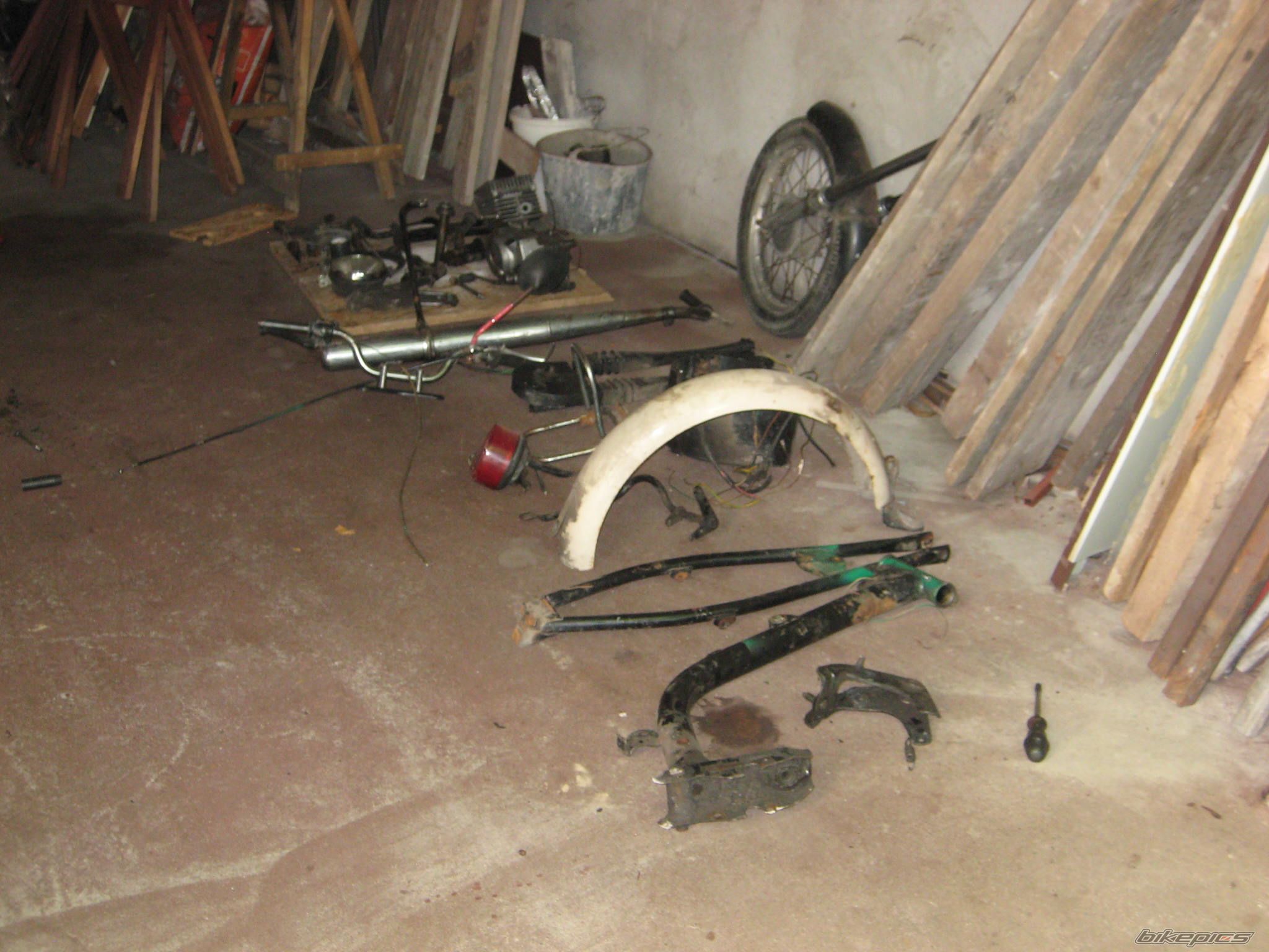 Photo 2437918