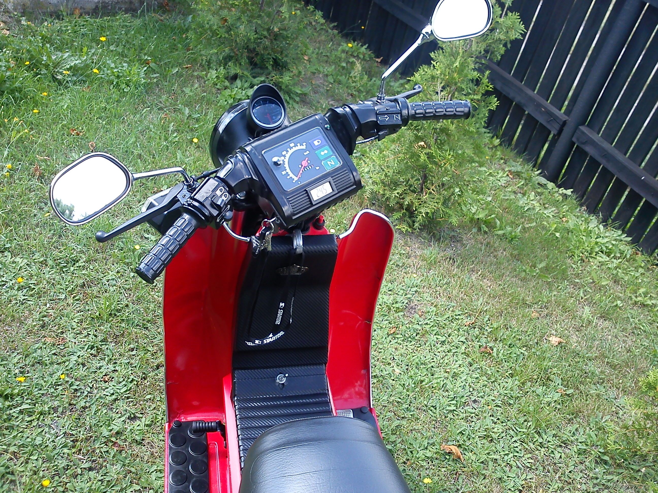 Photo 2438065