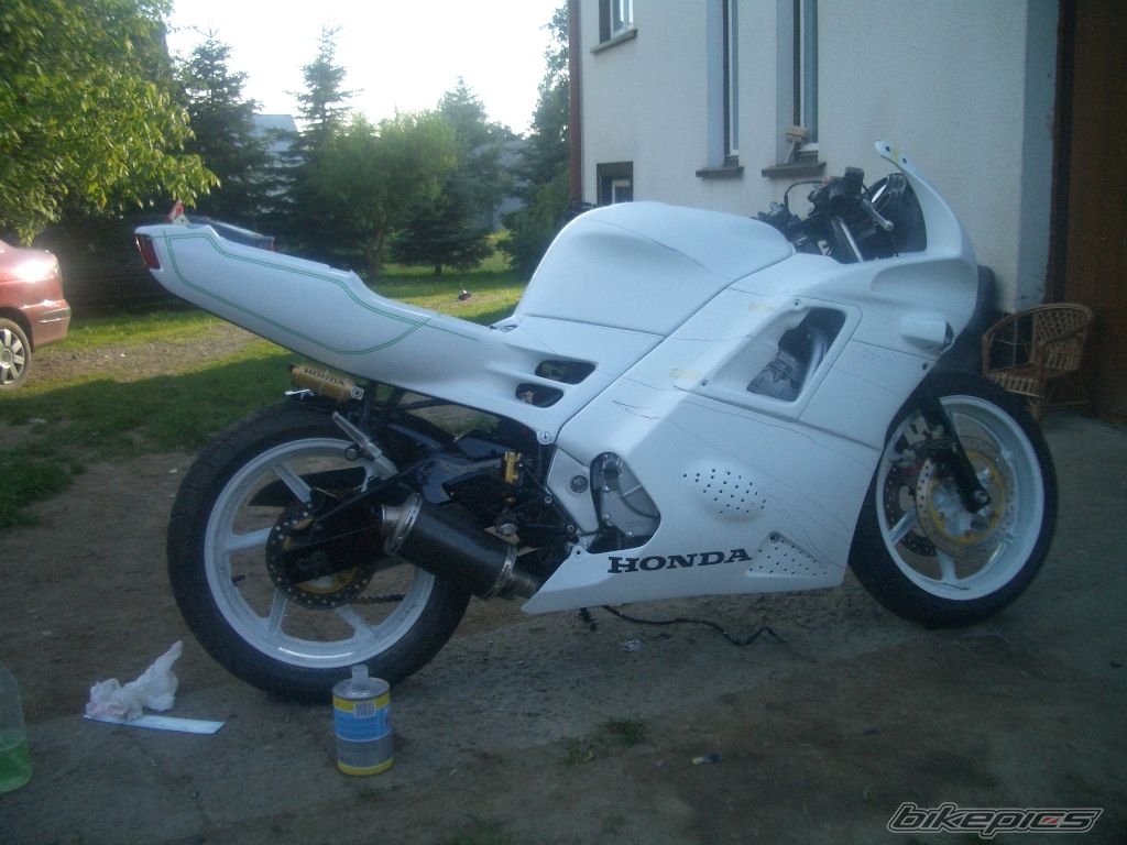 Photo 2438092
