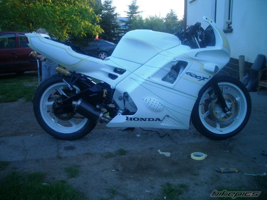 Photo 2438096