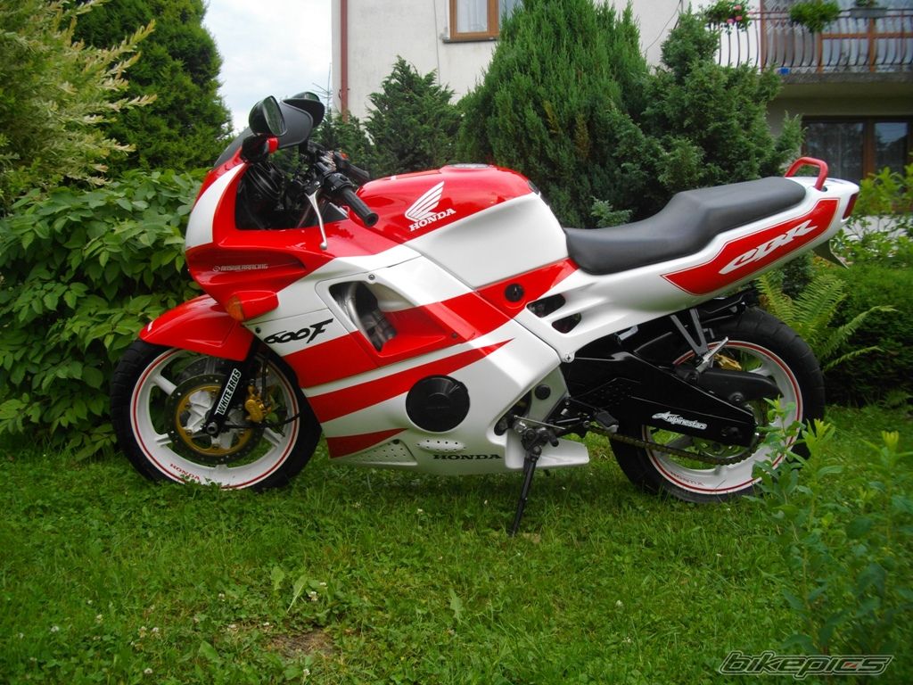 Photo 2438101