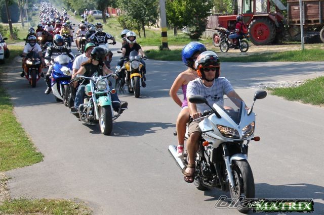 Photo 2438132