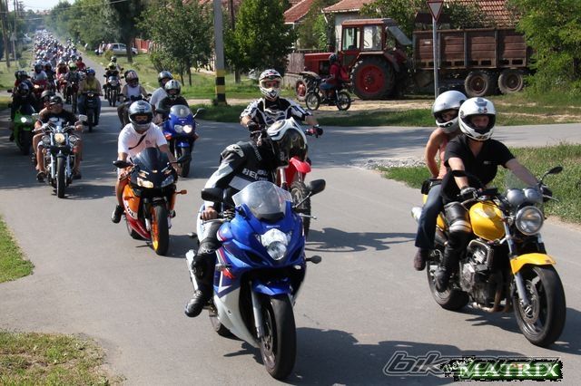 Photo 2438134