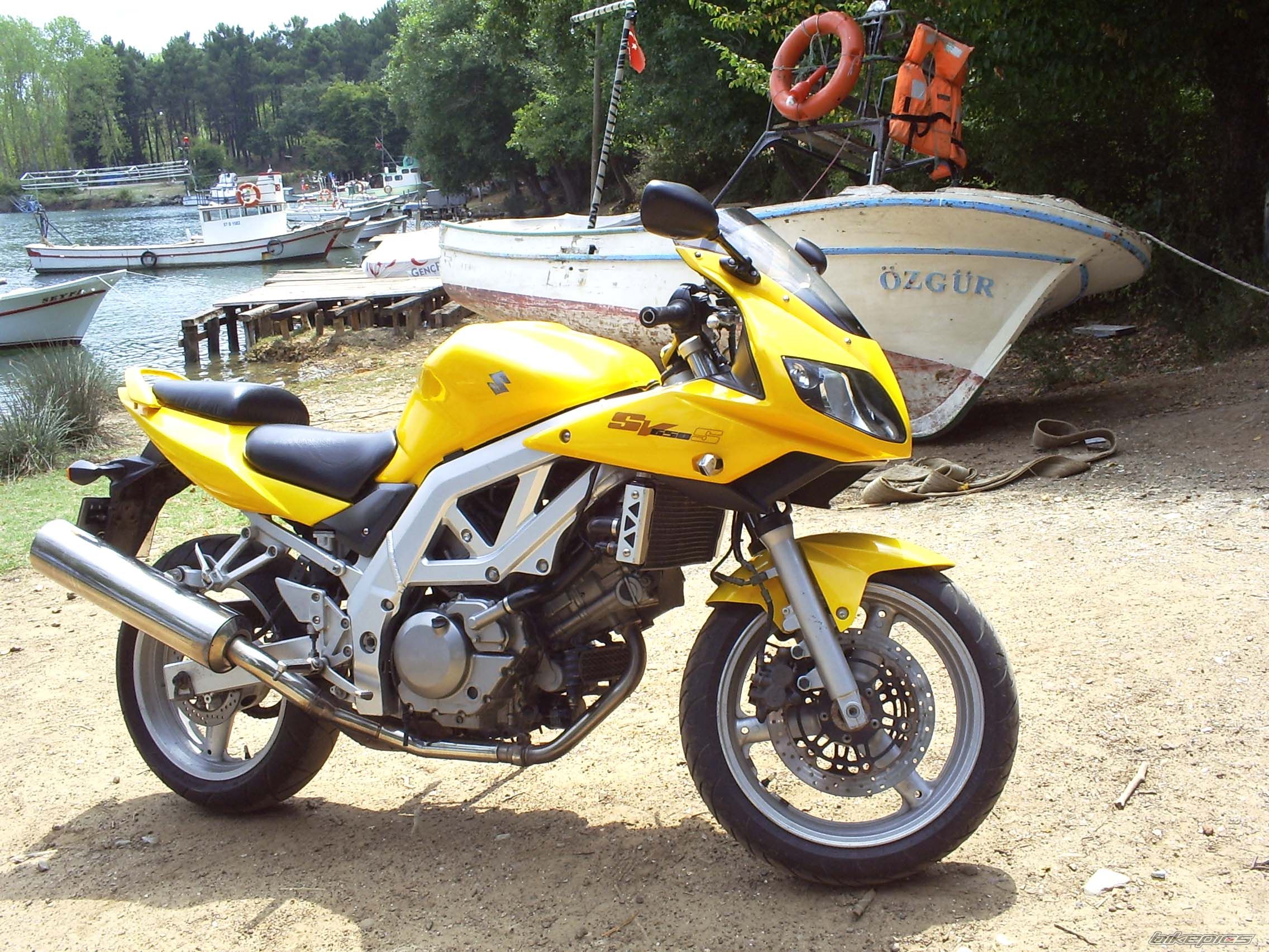 Photo 2438236