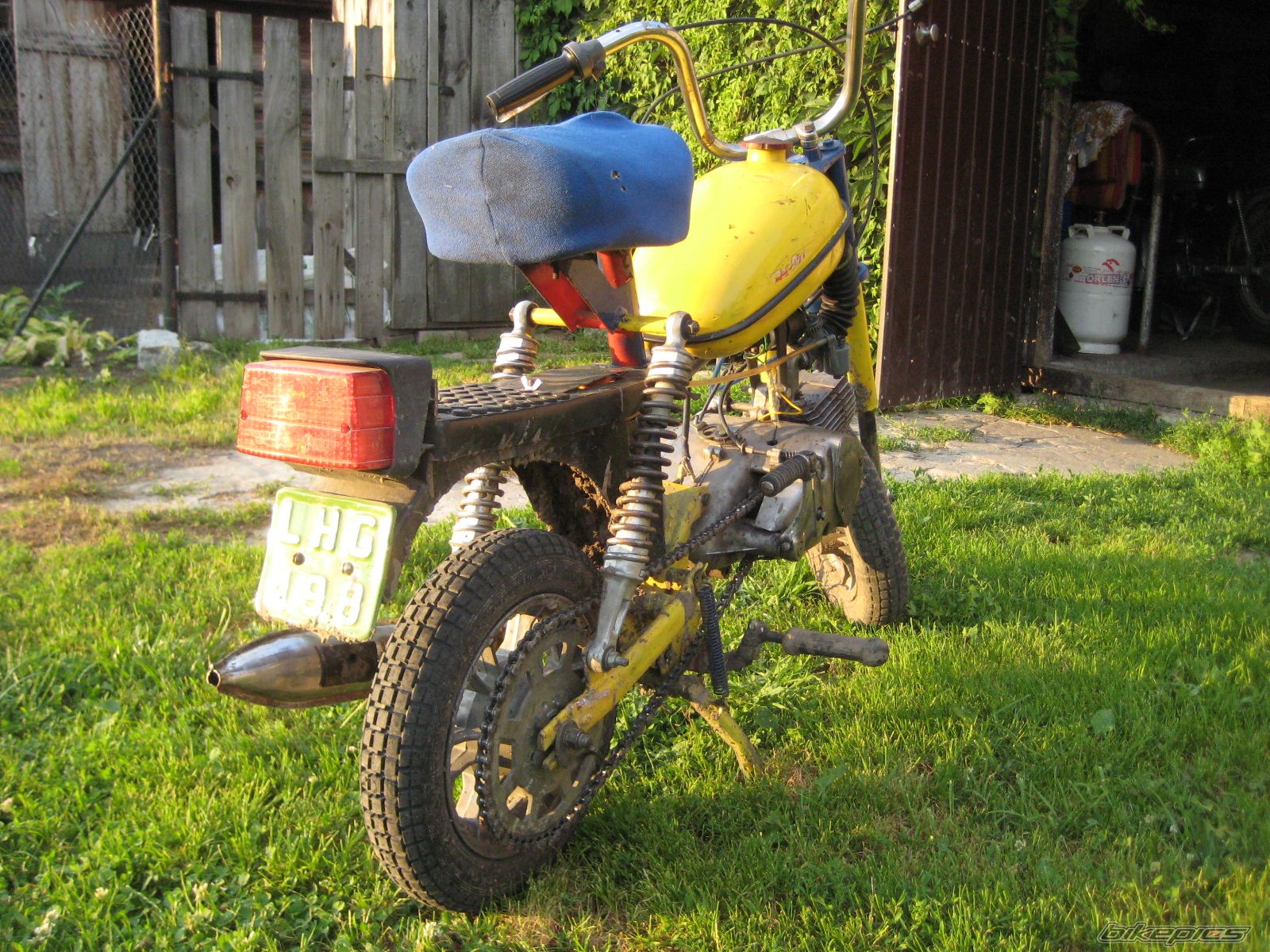 Photo 2438309
