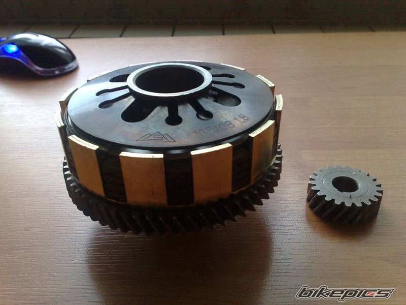 Photo 2438408