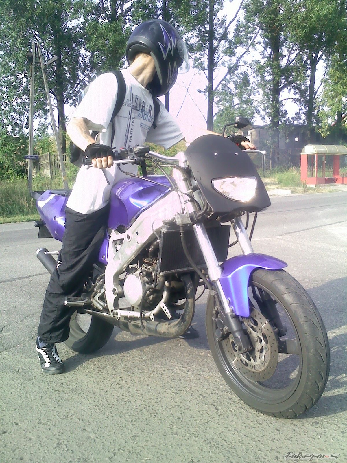 Photo 2438424