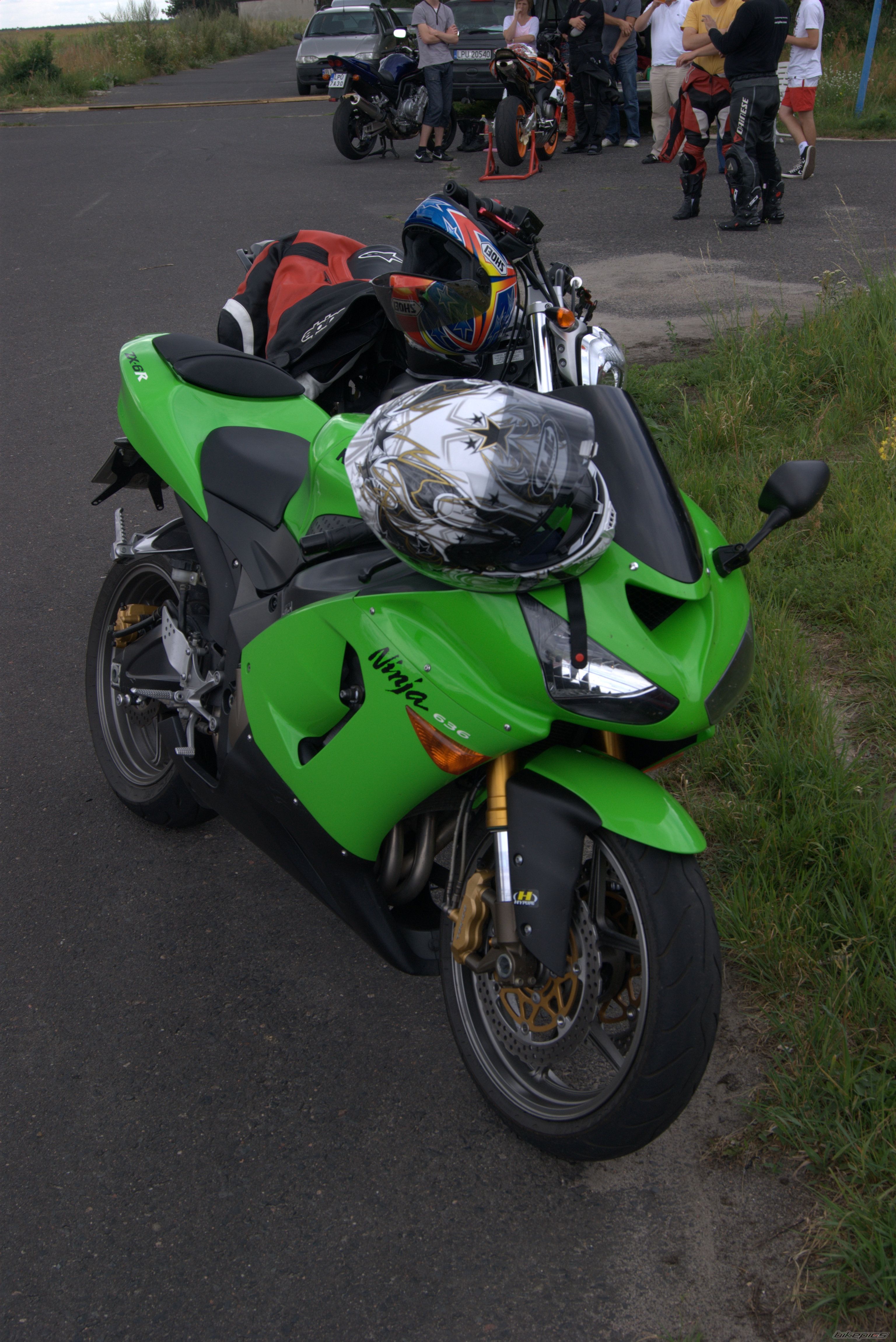 Photo 2438453