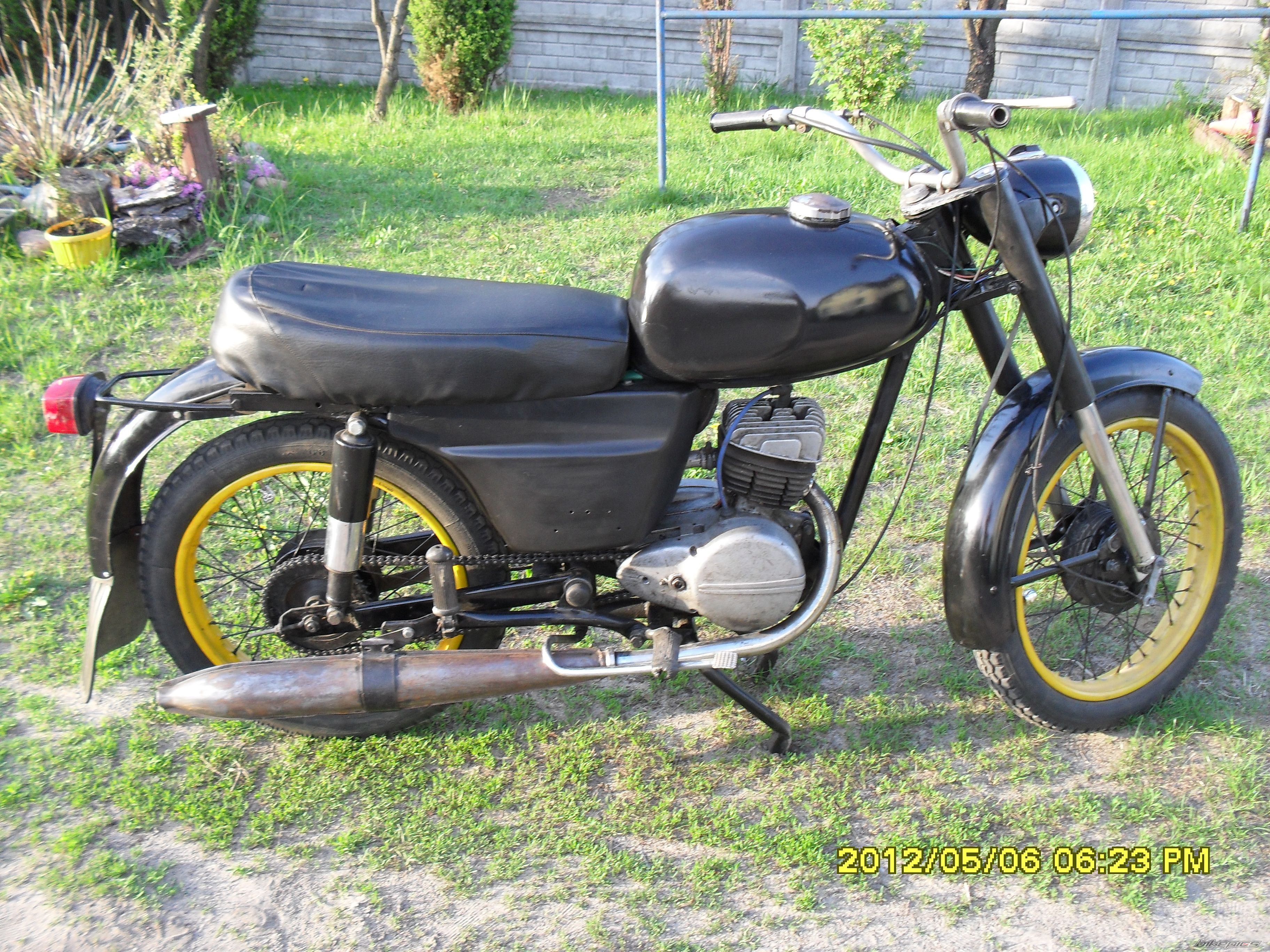 Photo 2438569