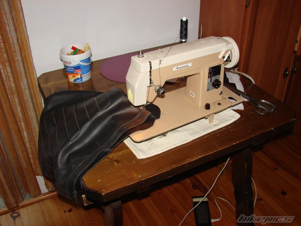 Photo 2438663