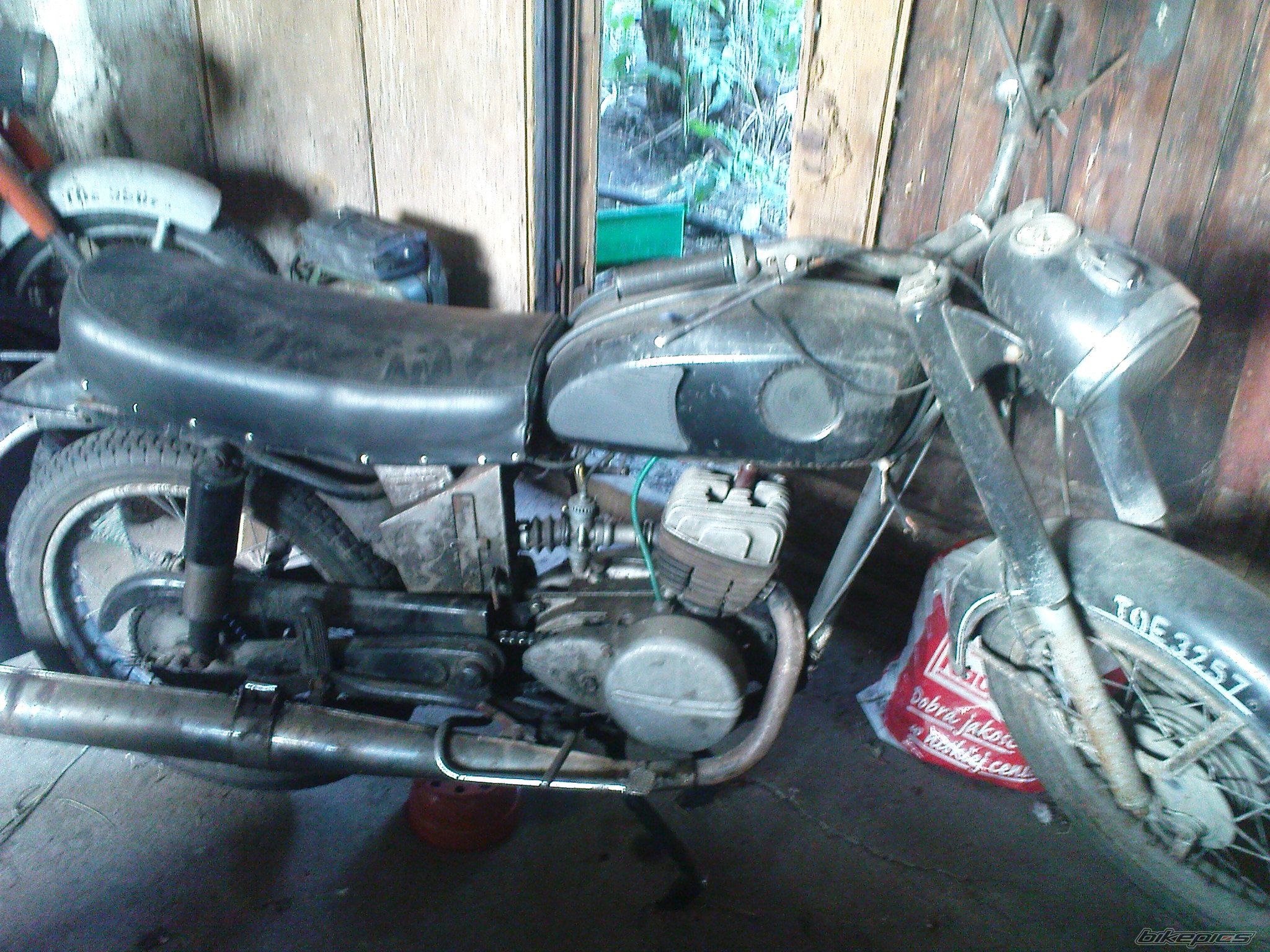 Photo 2438852