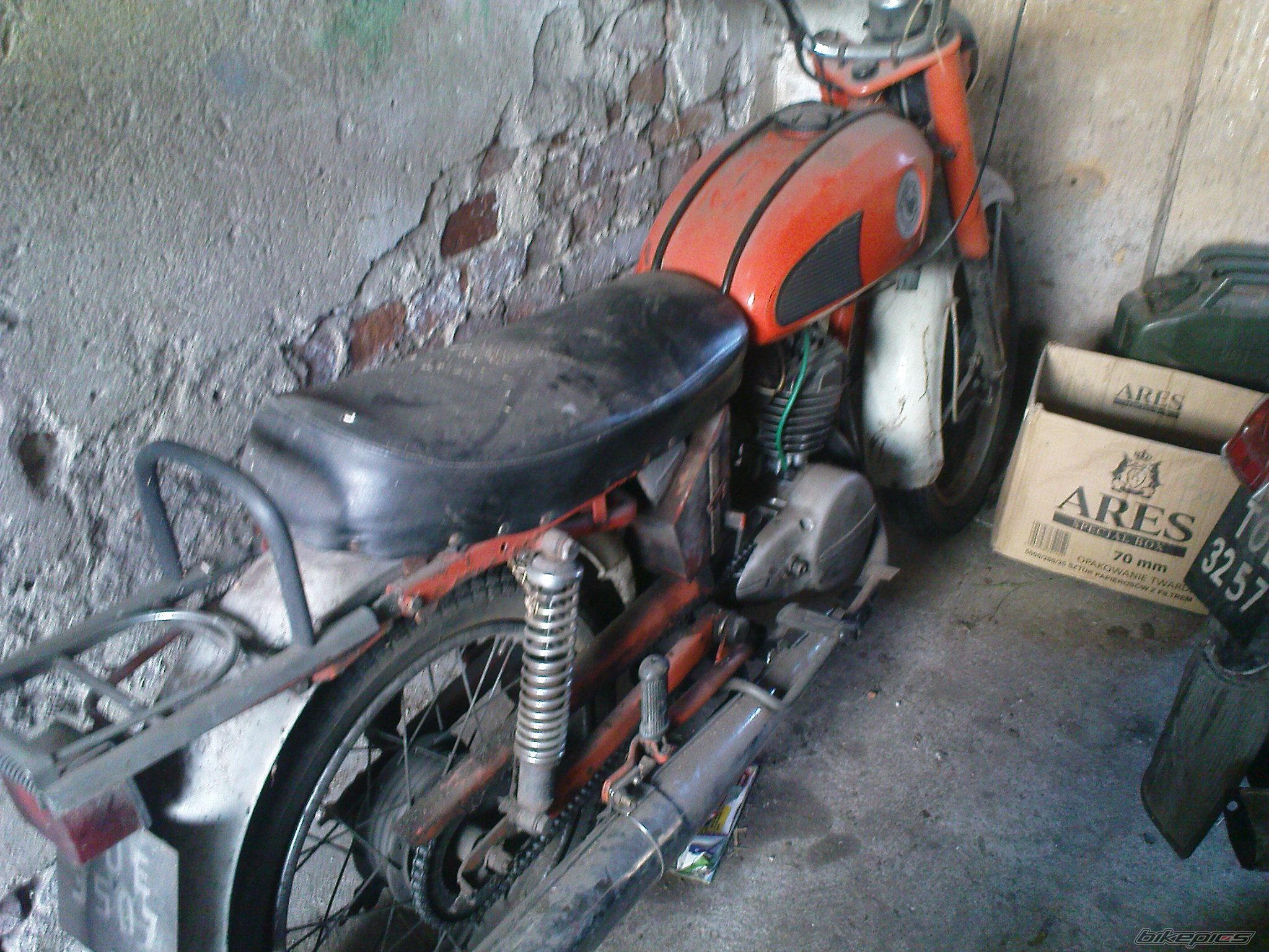 Photo 2438854