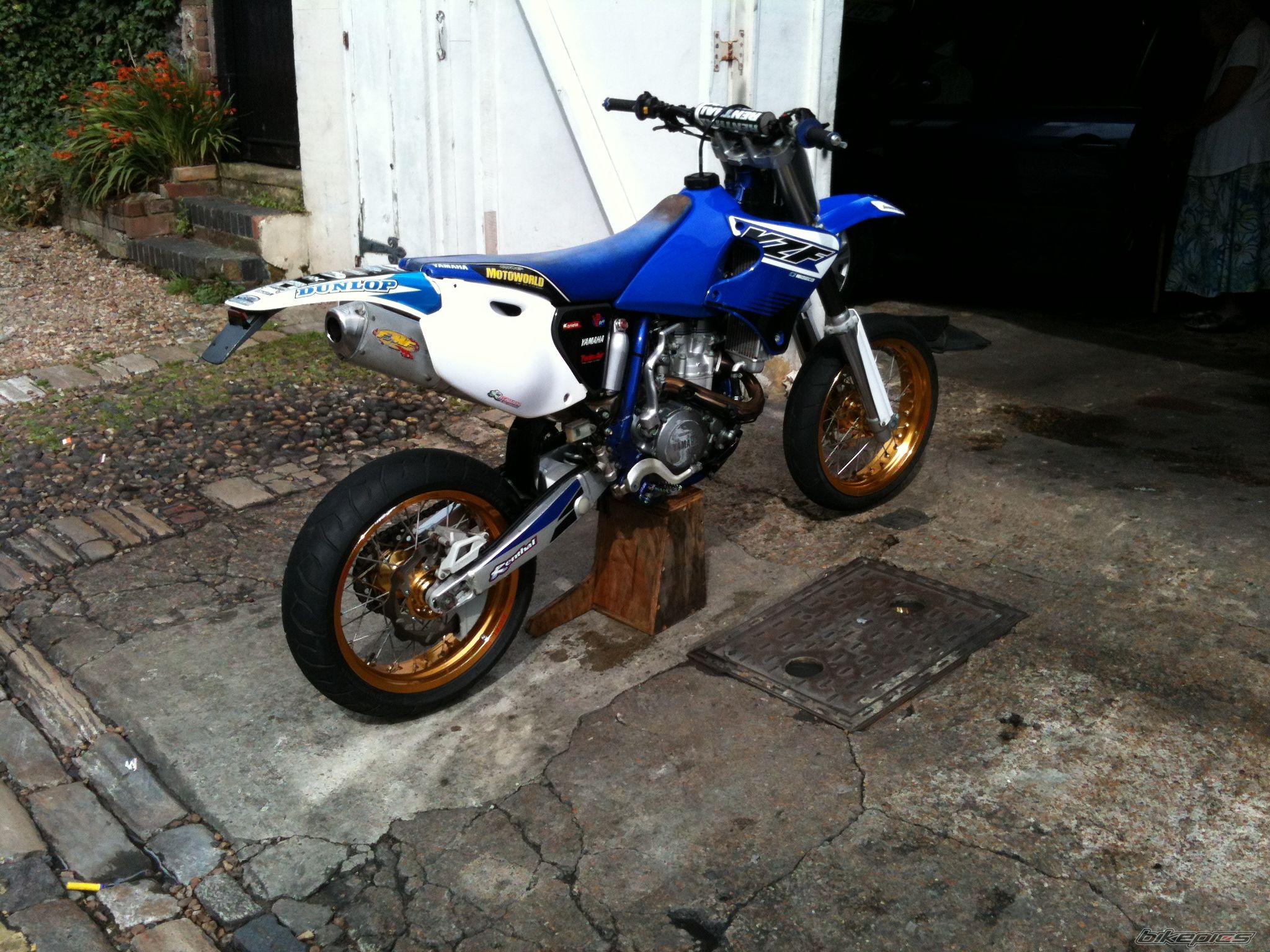 Photo 2438884