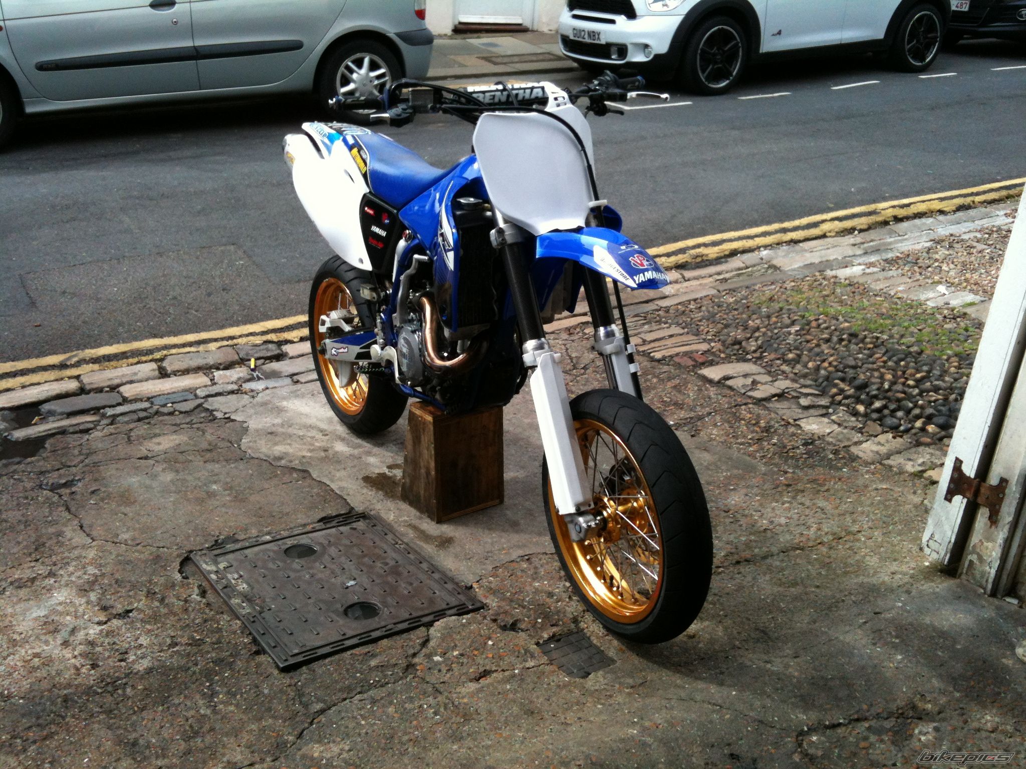 Photo 2438887
