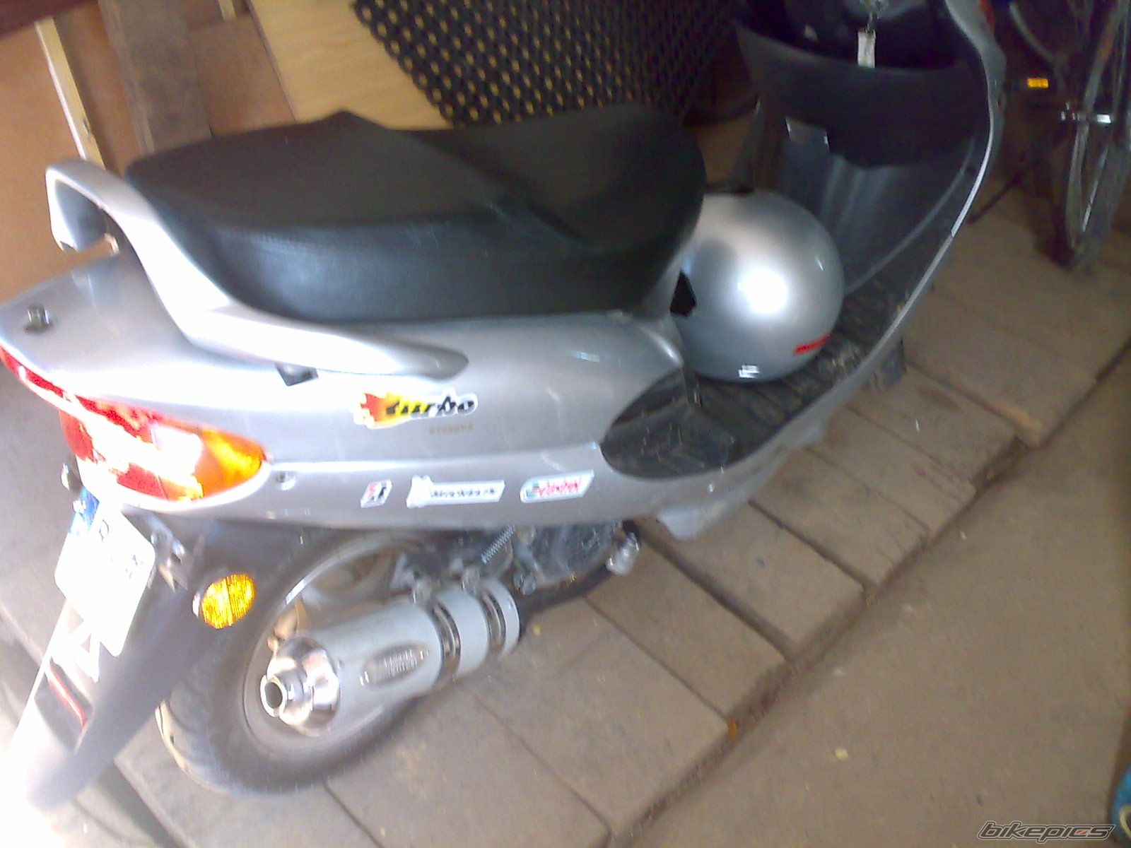 Photo 2438984