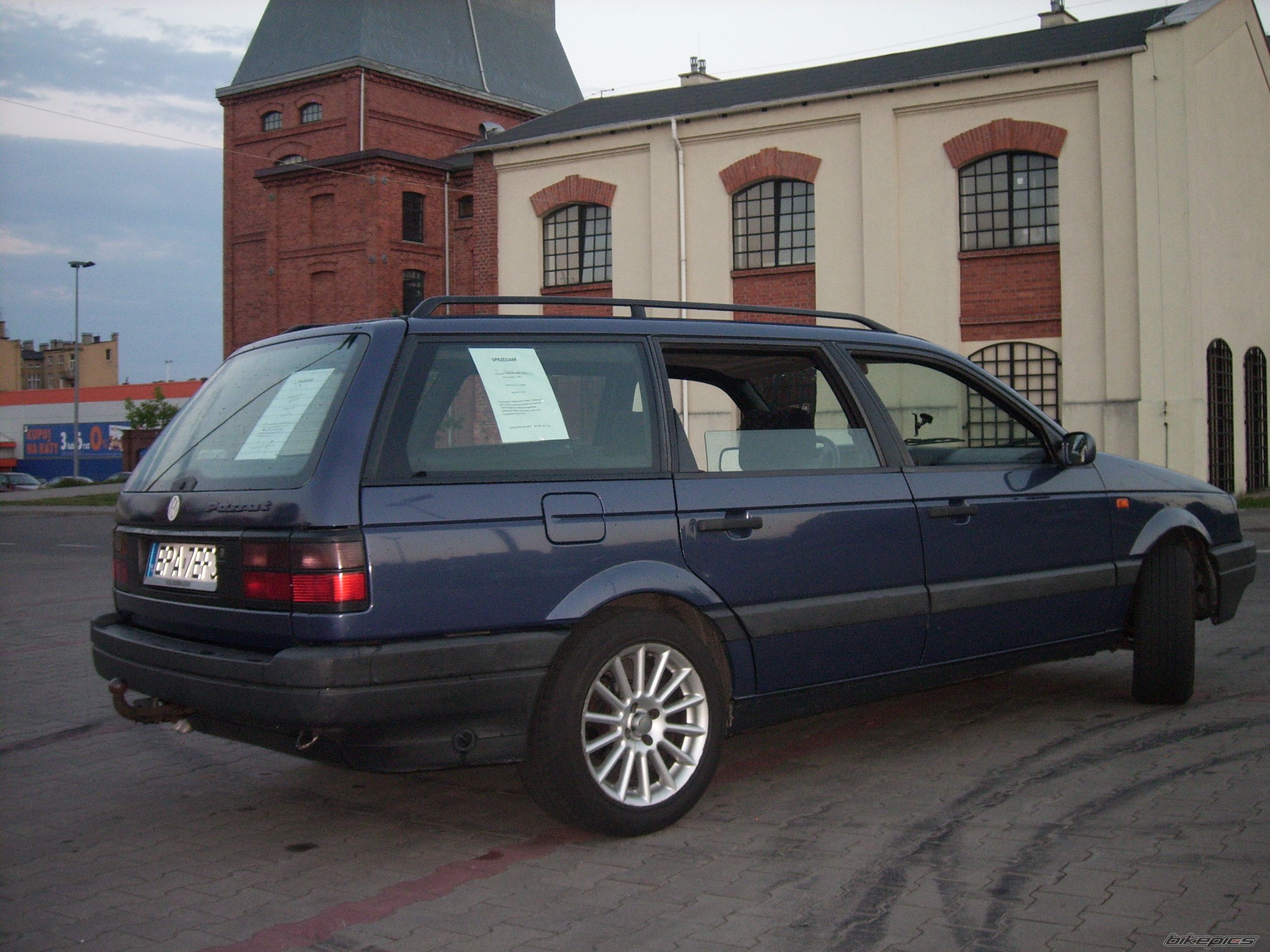 Photo 2439373