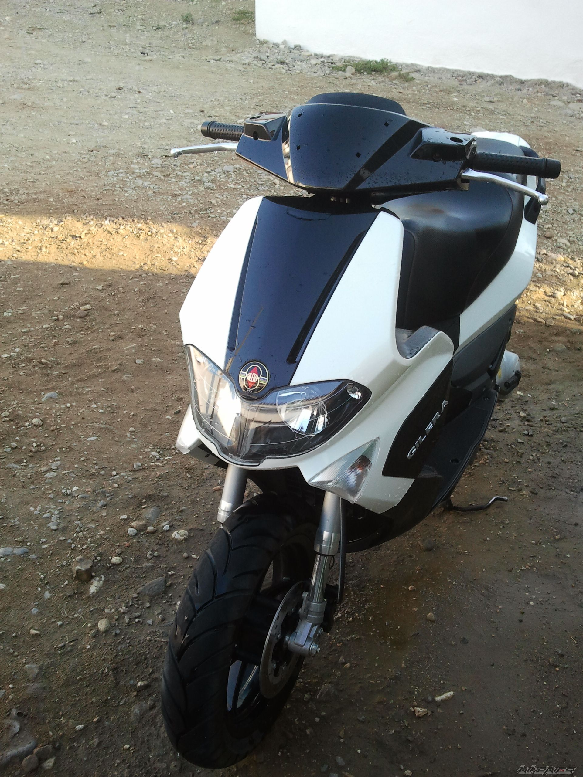 Photo 2439412