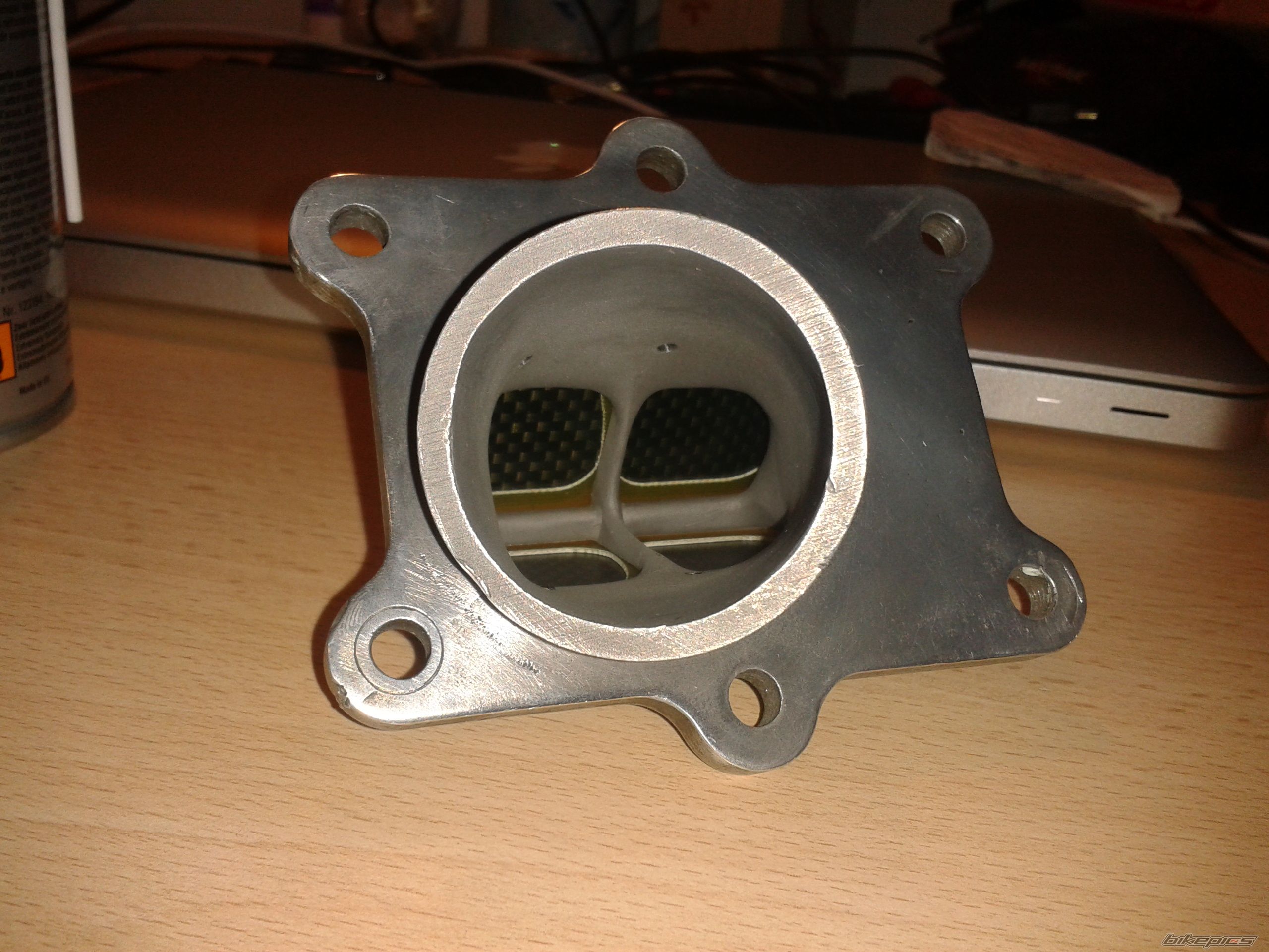 Photo 2439418