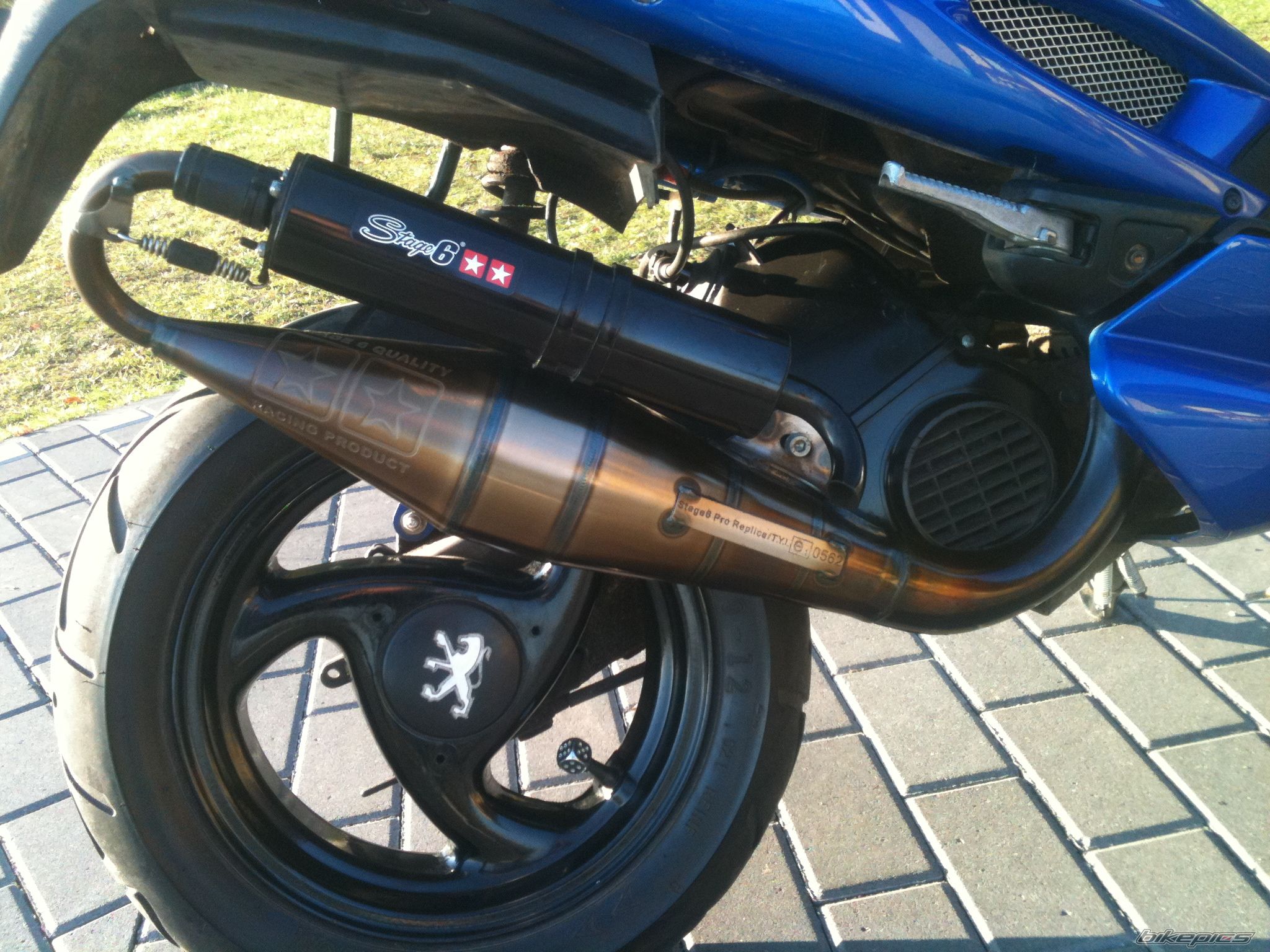 Photo 2439520