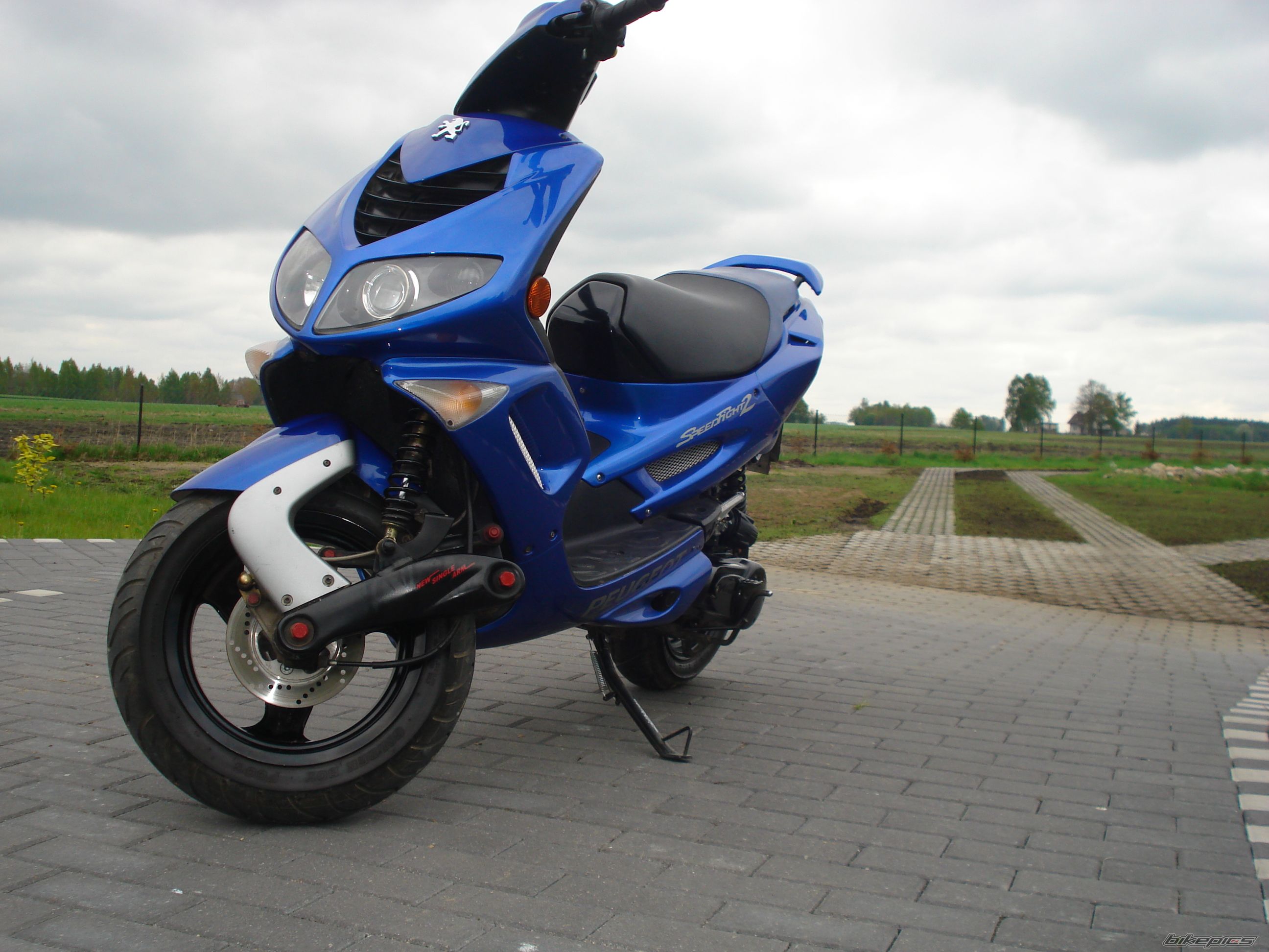 Photo 2439522