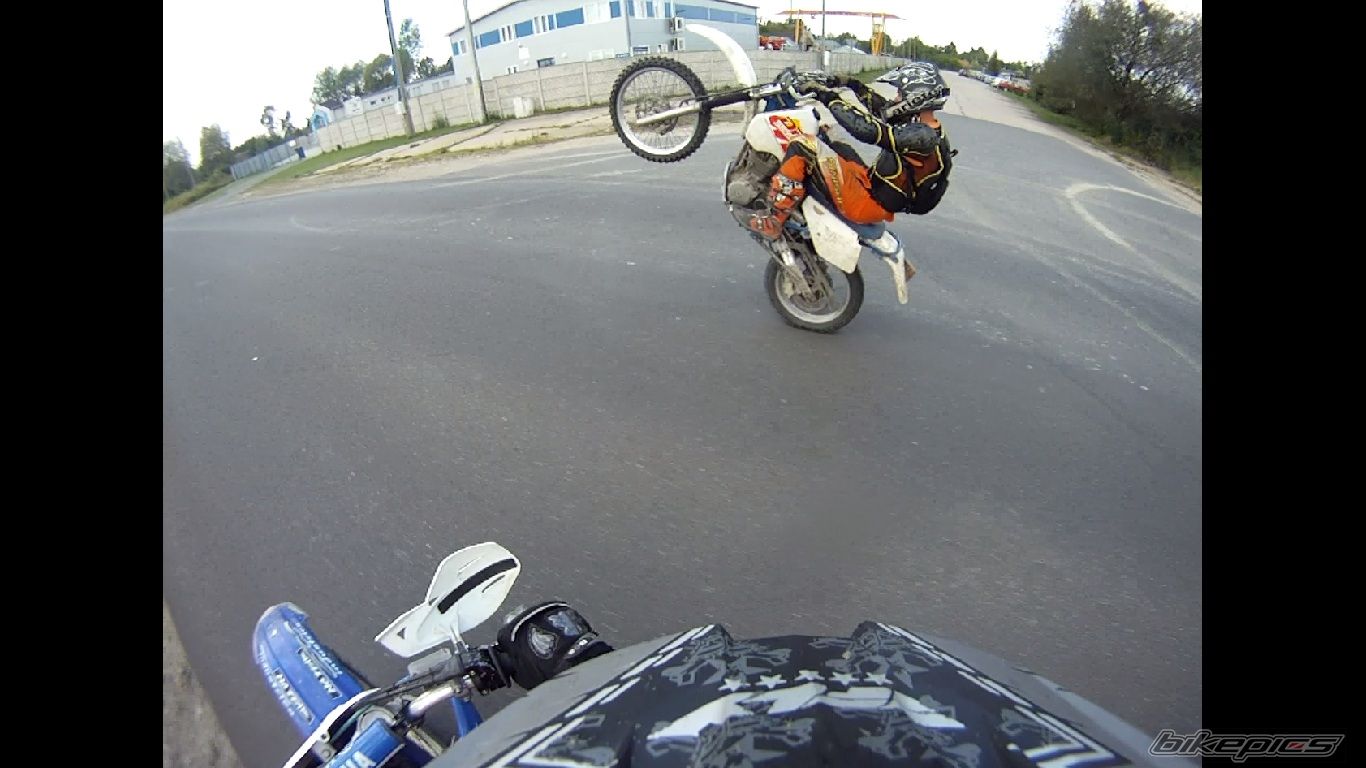 Photo 2439601