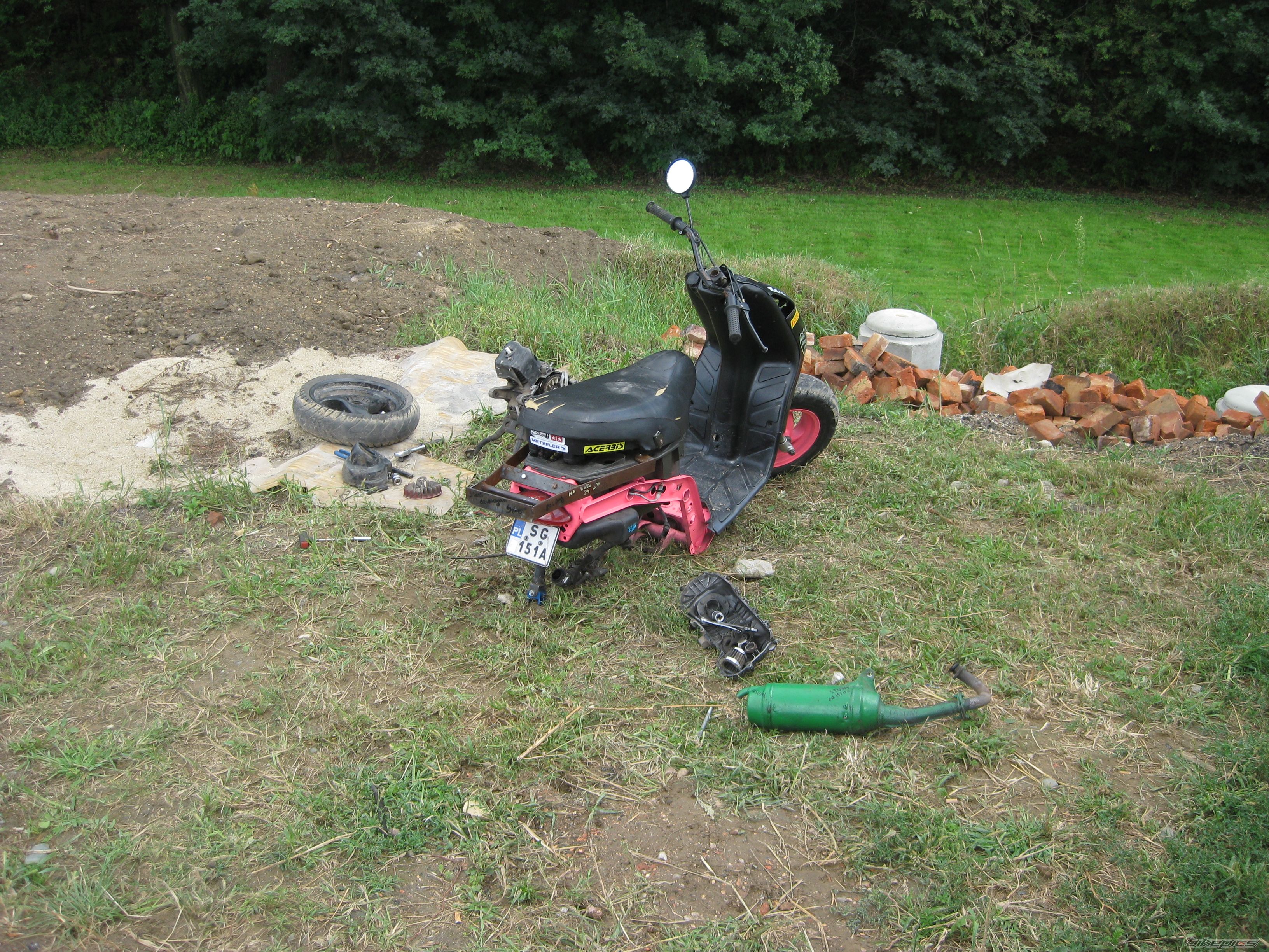 Photo 2439653