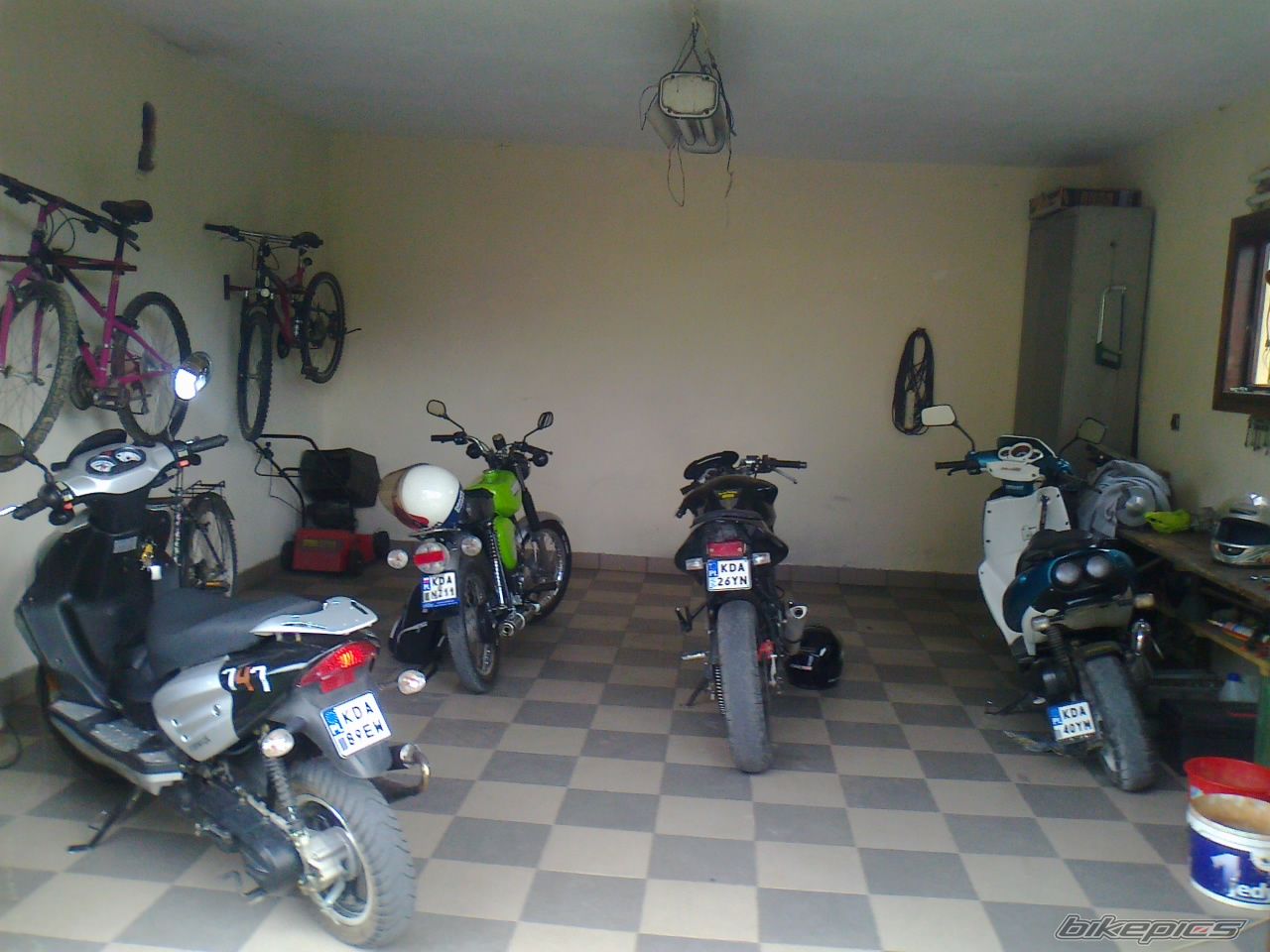 Photo 2439673