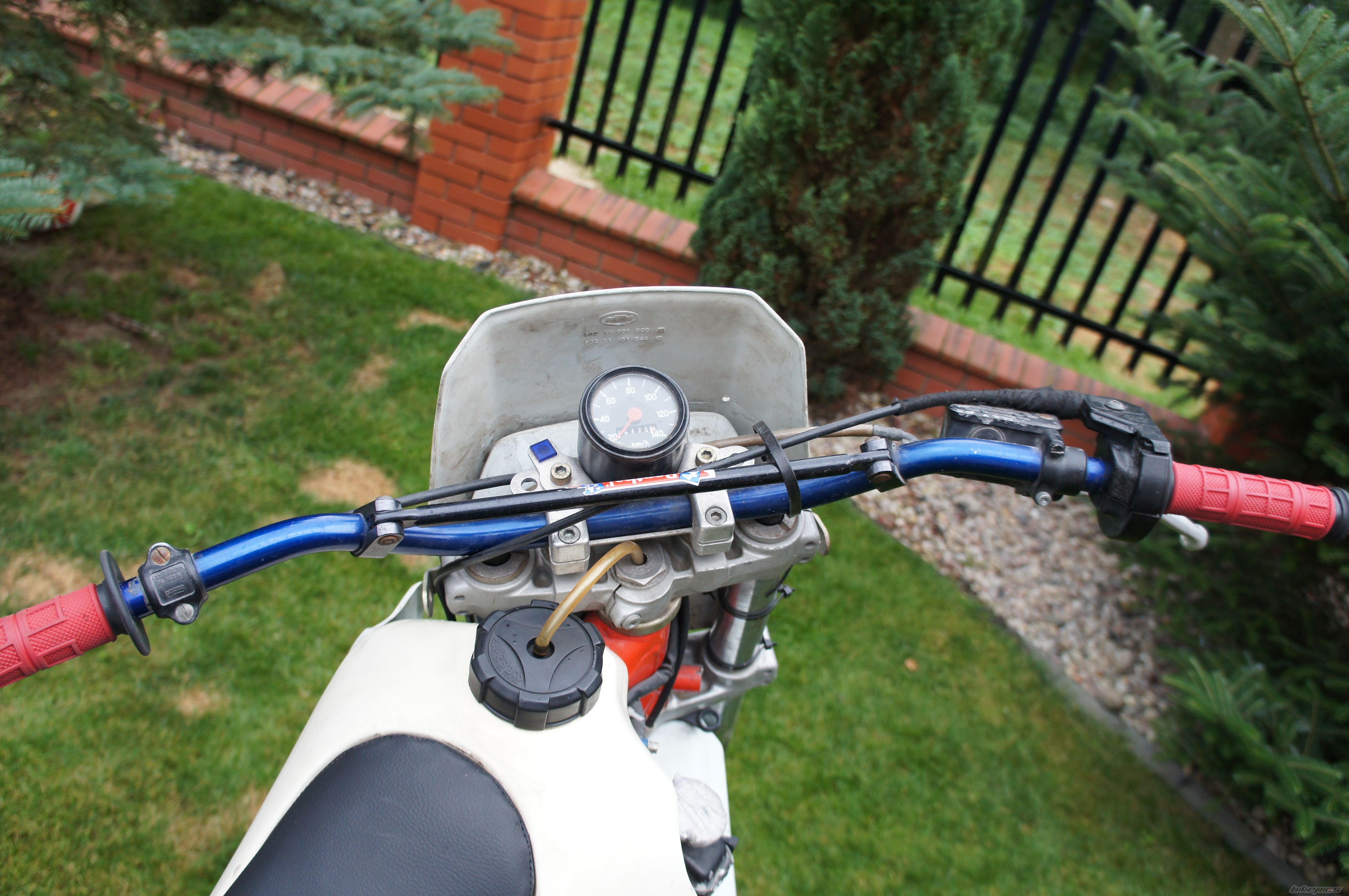 Photo 2439823