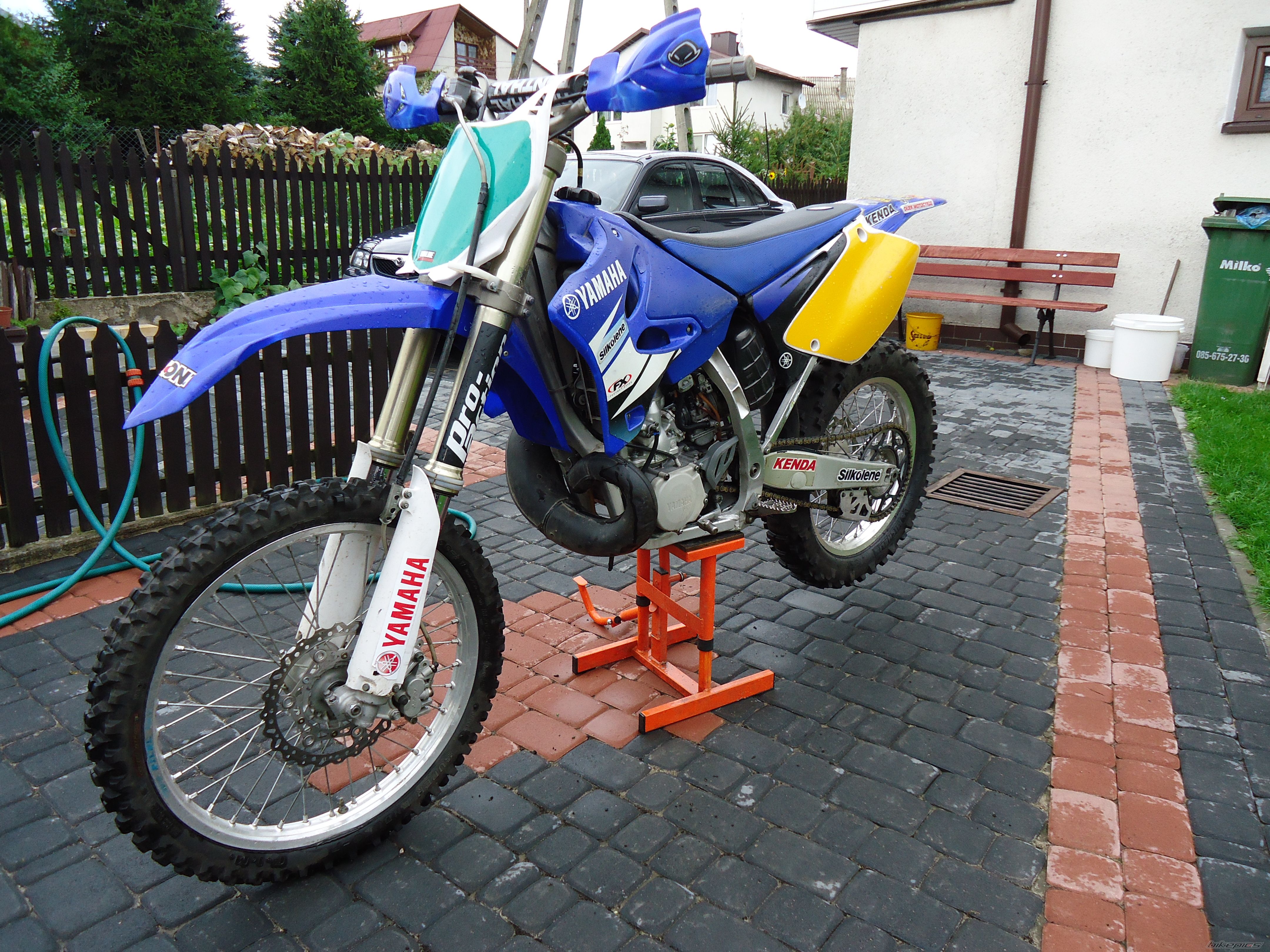 Photo 2439829
