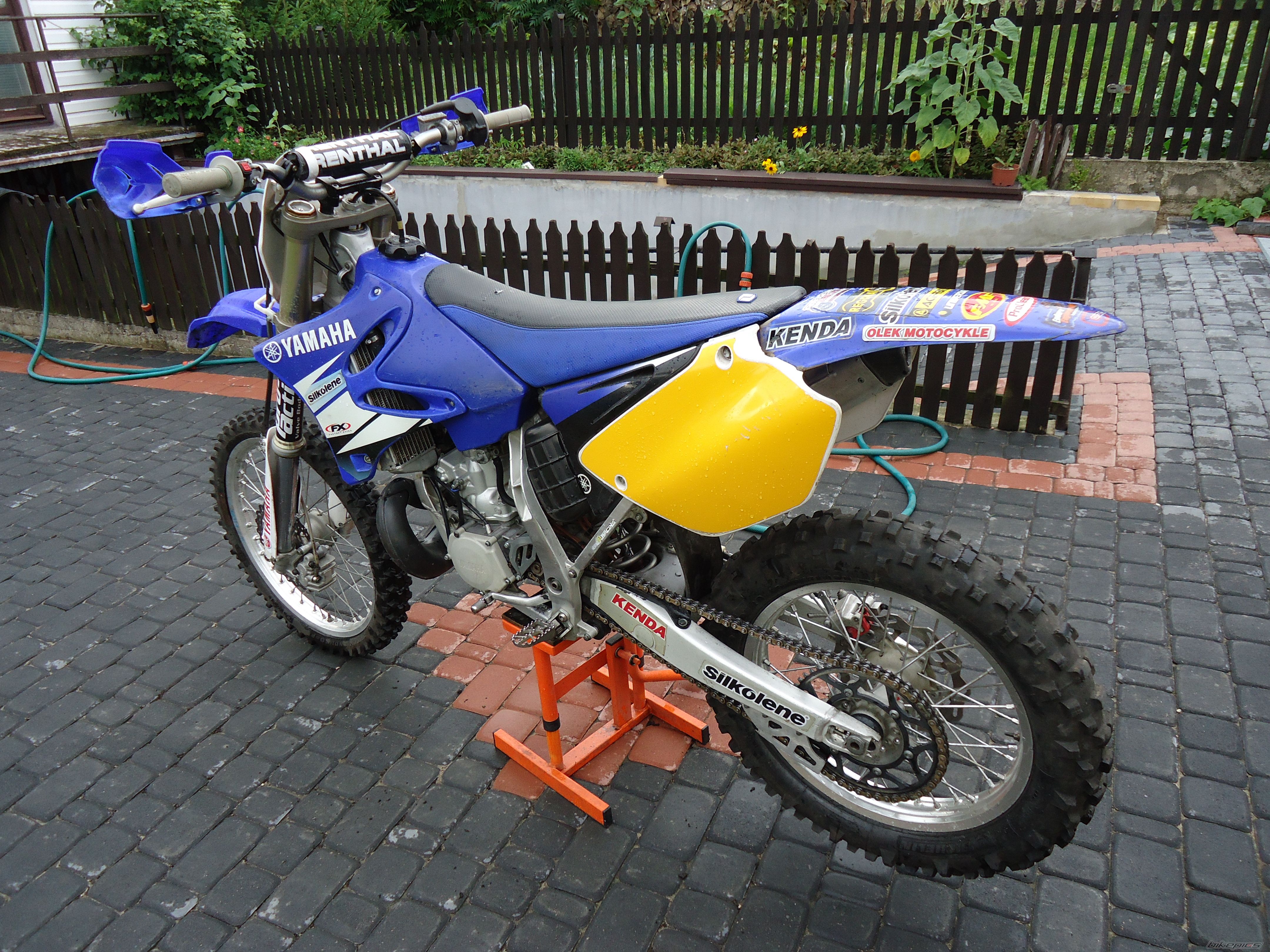 Photo 2439832