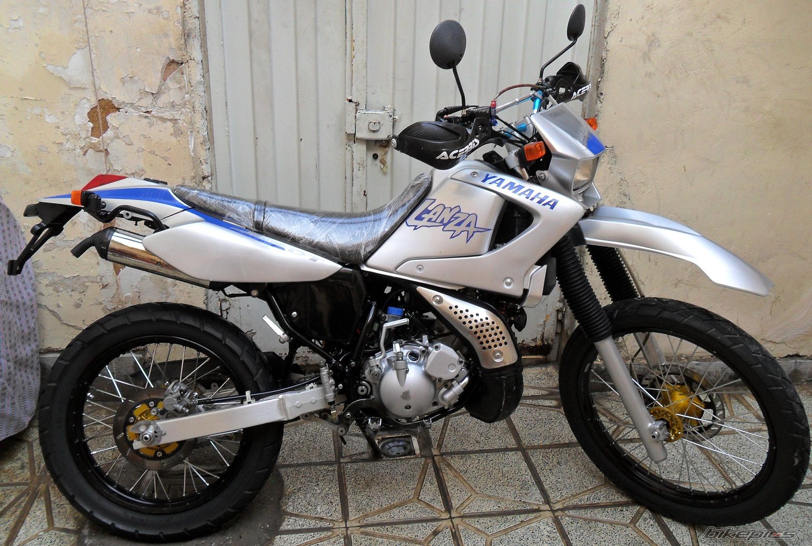 Photo 2439930