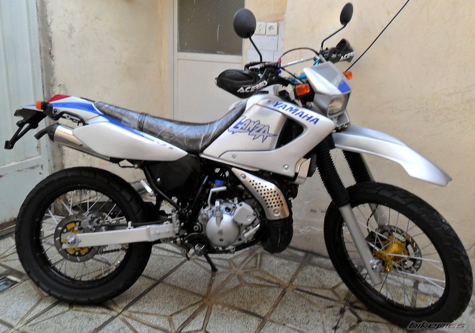 Photo 2439931