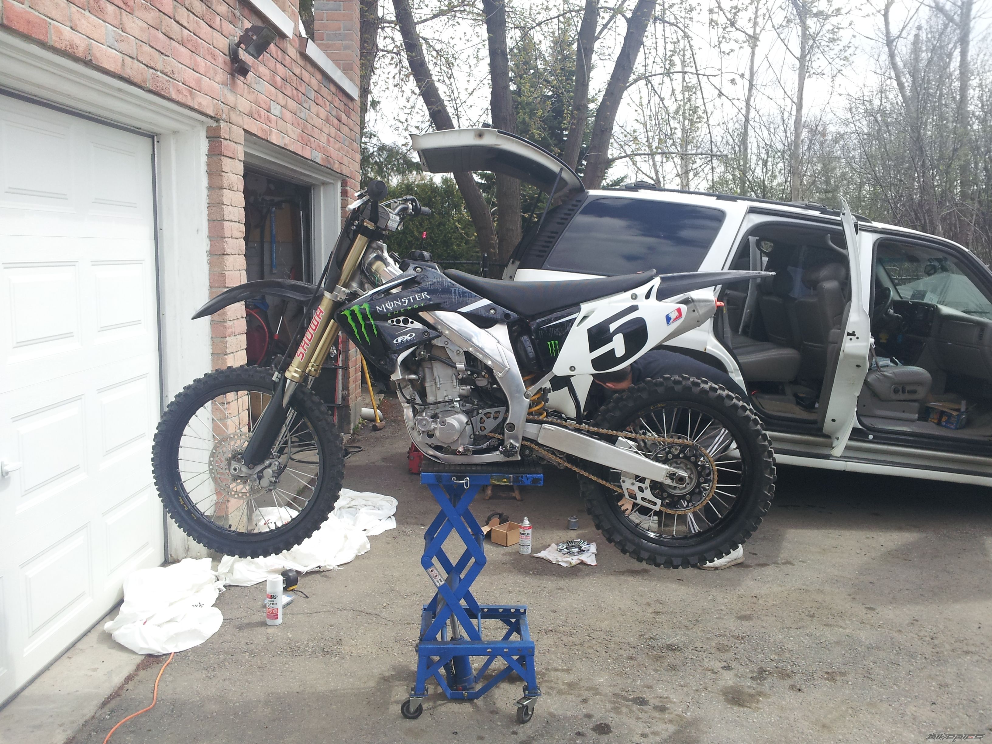Photo 2439963