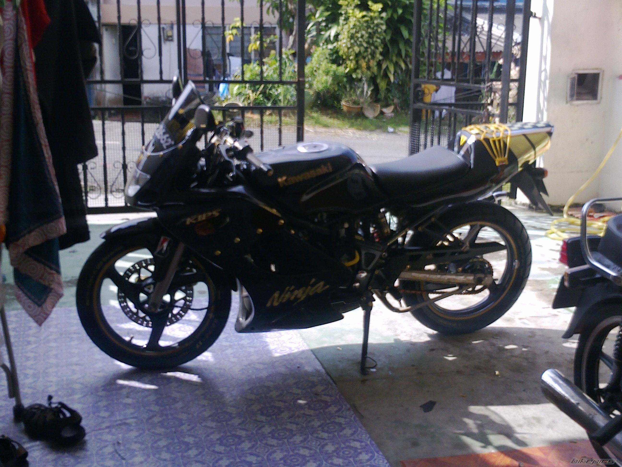 Photo 2440033