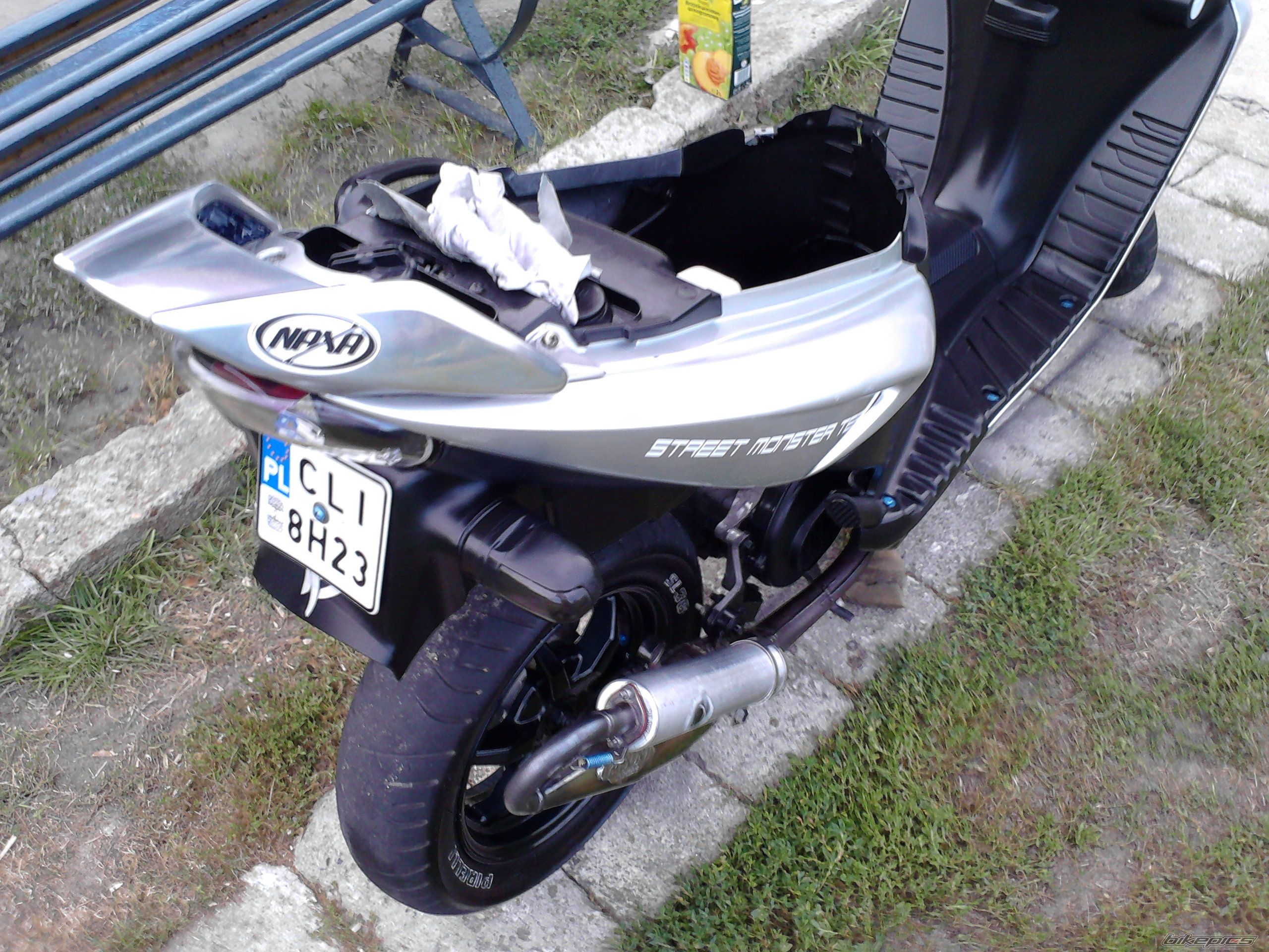 Photo 2440048